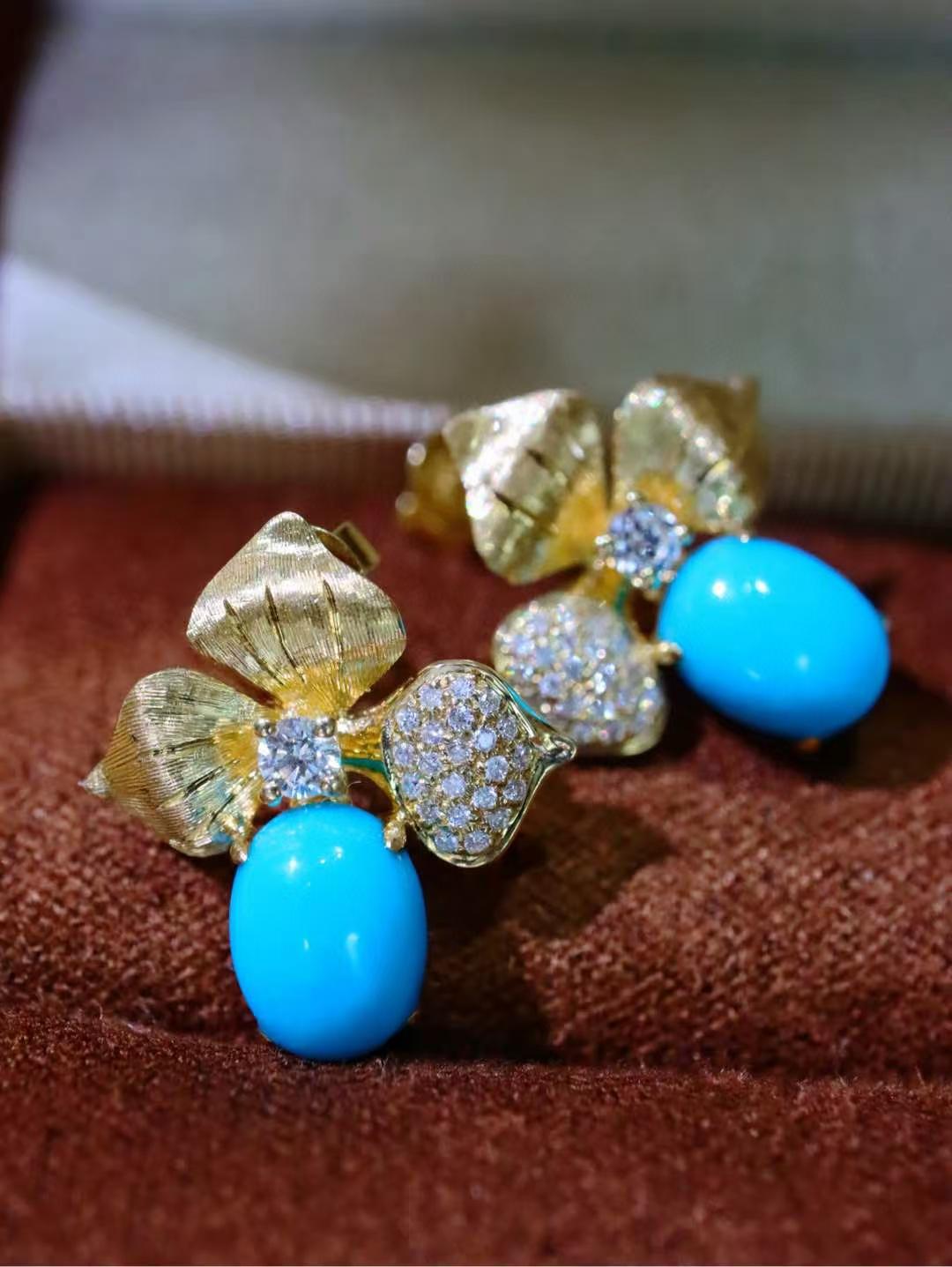 Vibrant Blue Sleeping Beauty Turquoise Diamond 18K Yellow Gold Earrings For Sale 3