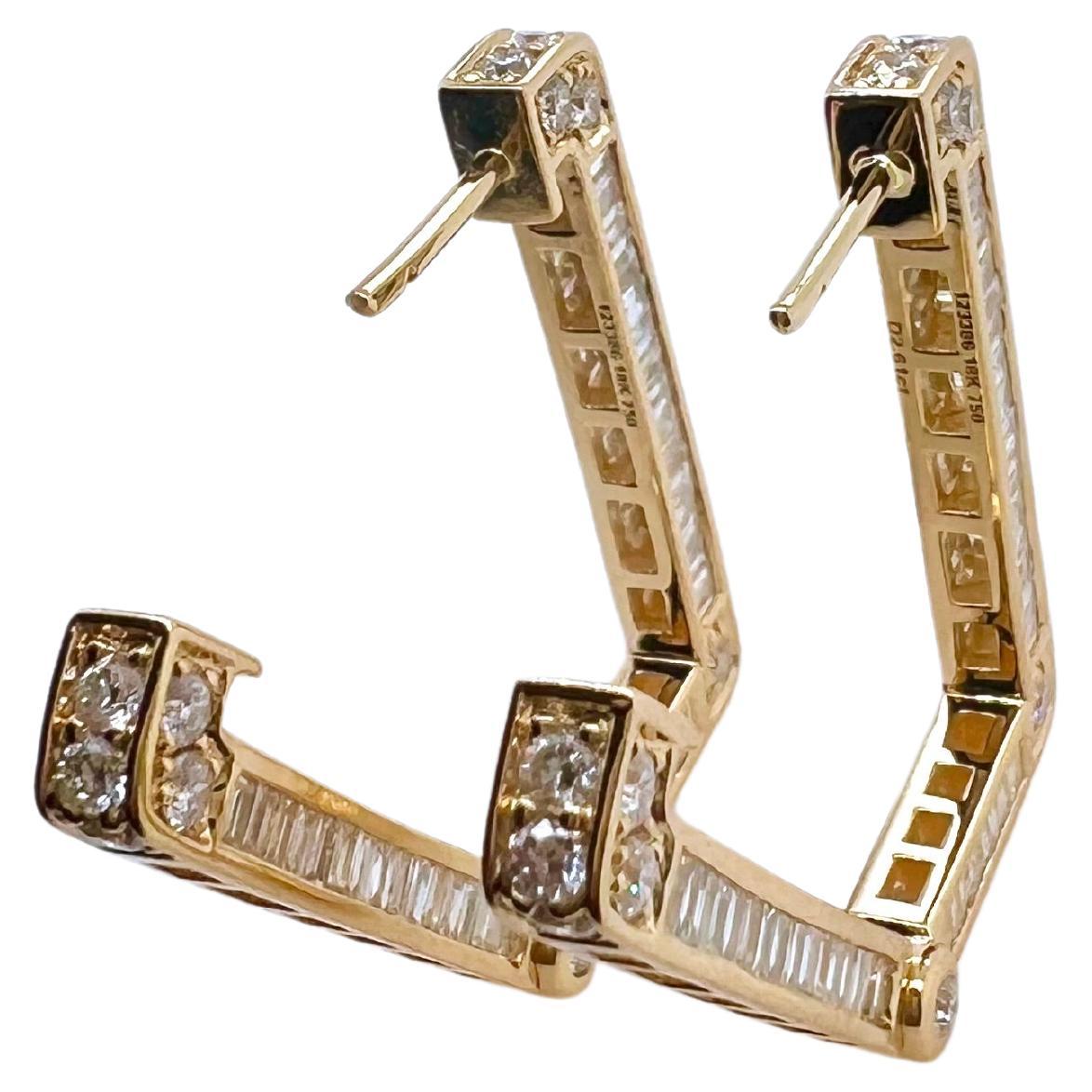 Rechteckige Creolen aus 18 Karat Gelbgold mit 3 Seiten mit Diamanten (Baguetteschliff)