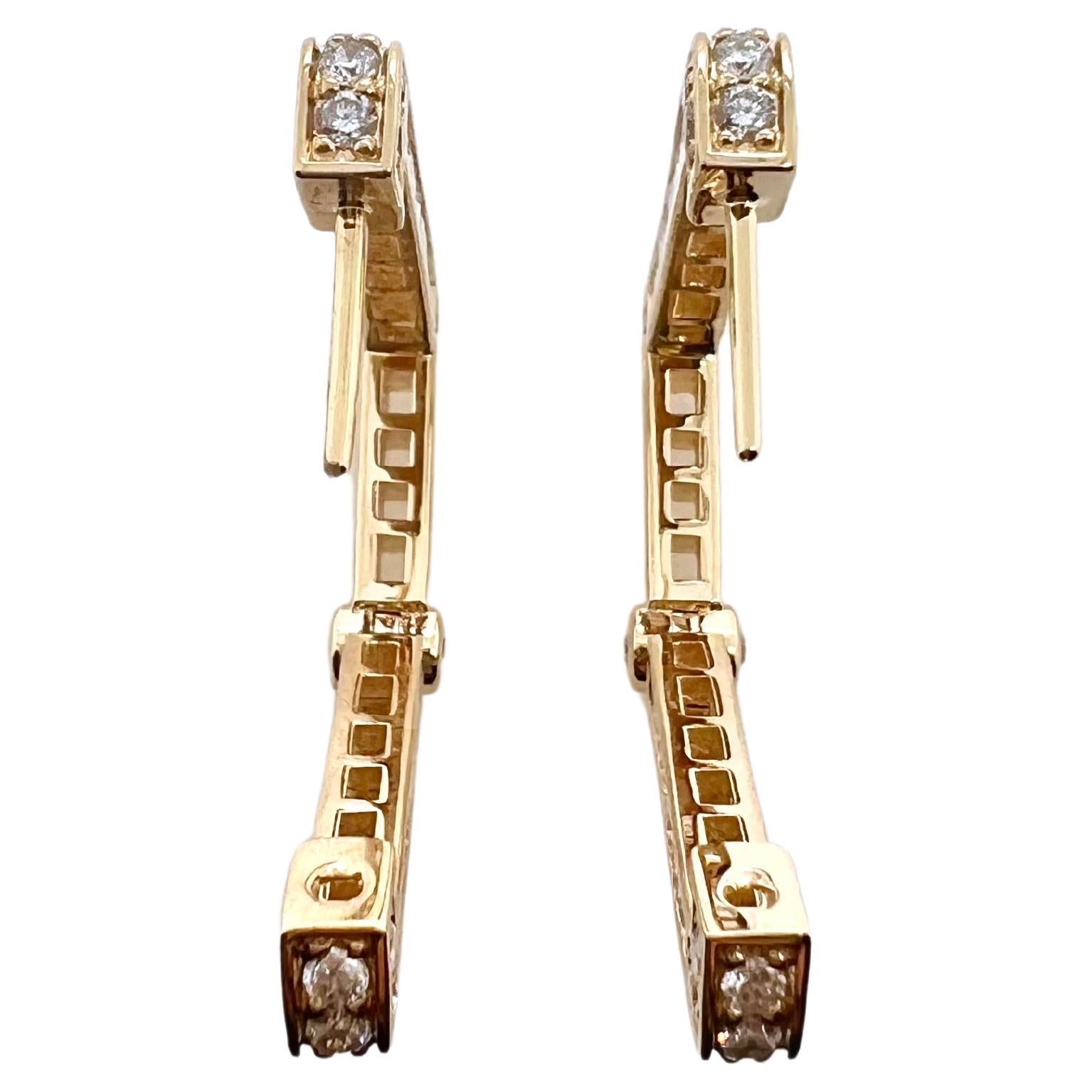 Rechteckige Creolen aus 18 Karat Gelbgold mit 3 Seiten mit Diamanten im Zustand „Neu“ in Carrollton, TX