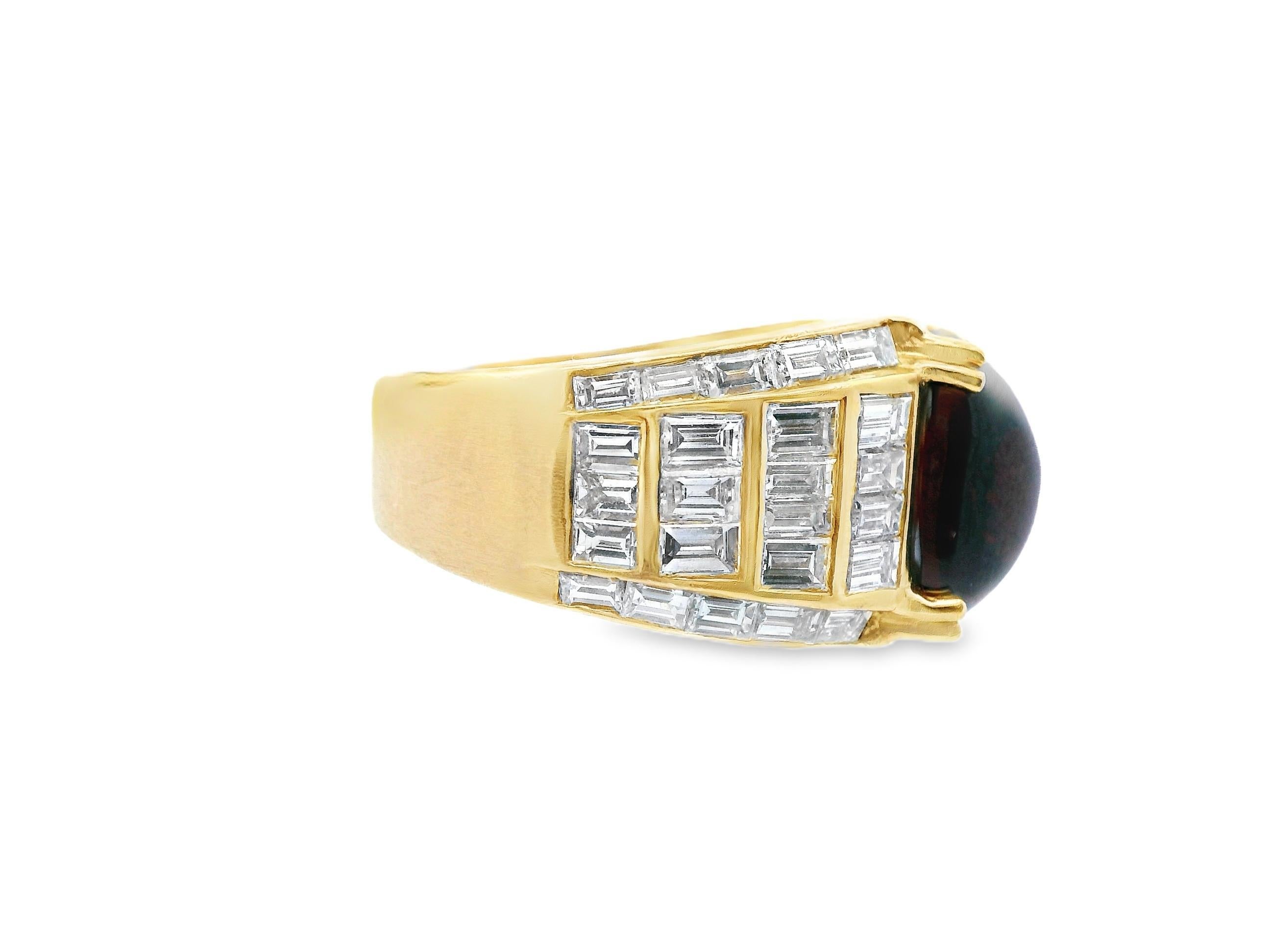 Bague fantaisie en or jaune 18 carats avec grenat rouge et diamants en vente 2