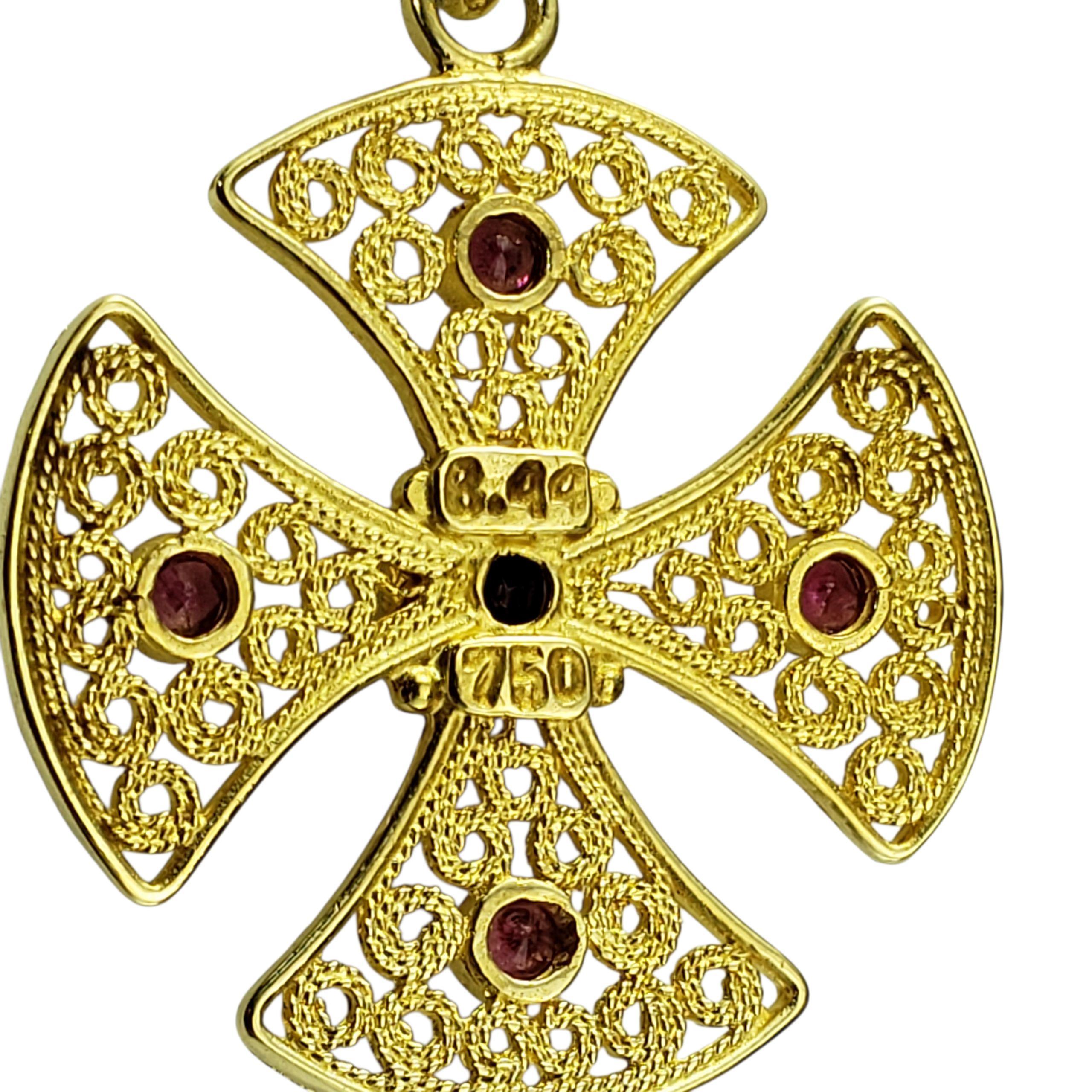 Ciondolo a forma di croce bizantina in oro giallo 18 carati Red Cross #22444 in vendita 1