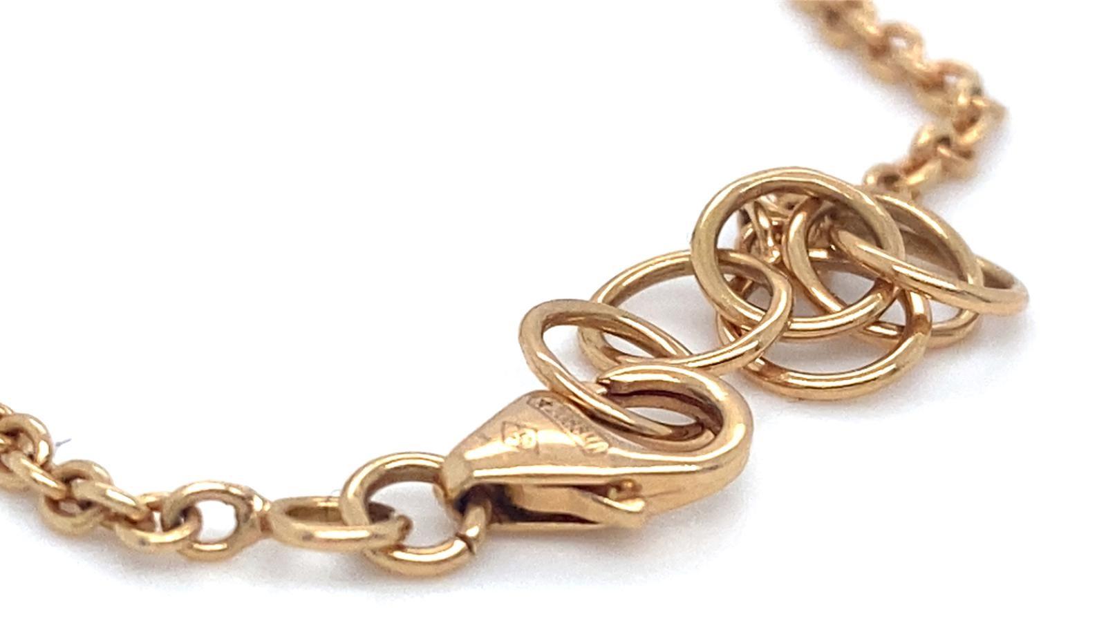 Taille ronde Bracelet chaîne en or jaune 18 carats avec pierres précieuses rouges et roses et accents de diamants, taille 7 en vente