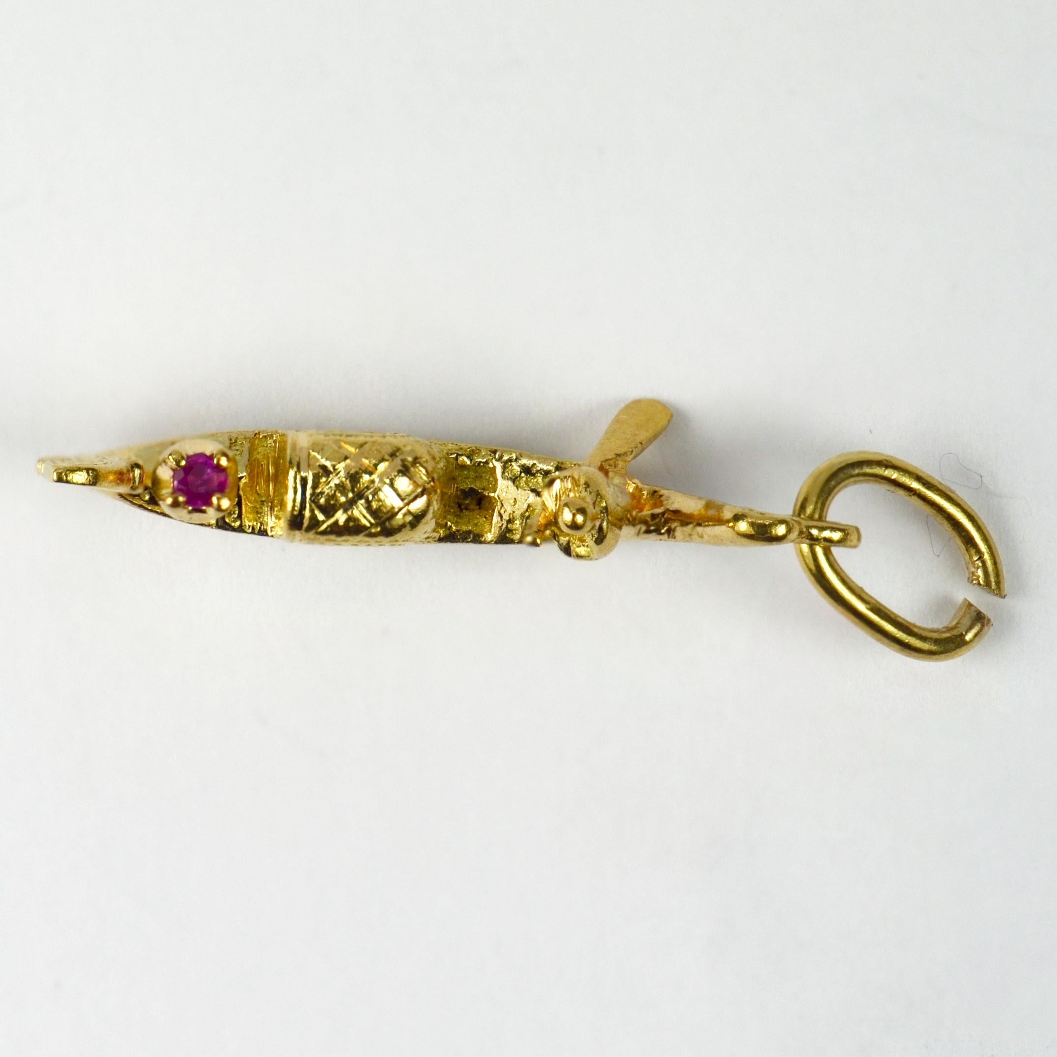 18 Karat Yellow Gold Red Ruby Venice Gondola Charm Pendant In Good Condition In London, GB