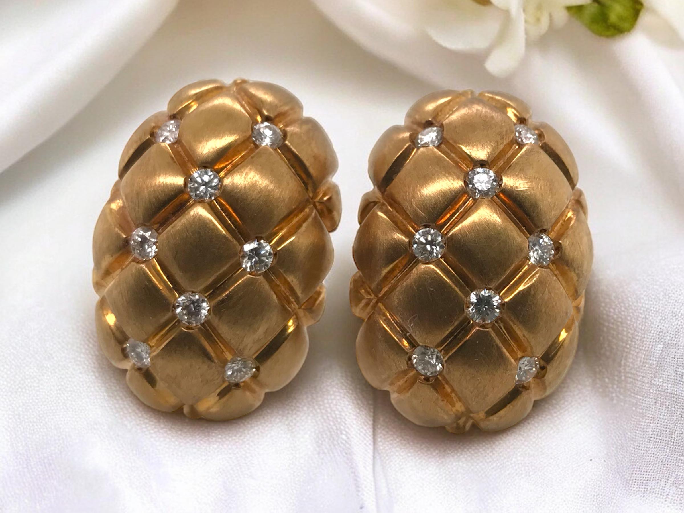 We love heavy gold Retro pieces!!
These lovely earrings have a bold yet classic look.

Item Details
Material: 18K Yellow Gold
Designer: Henry Dankner & Sons
Weight: 22.0 Grams
Measurements: 25.4mm Long X 17.0mm Wide

Accented by the following