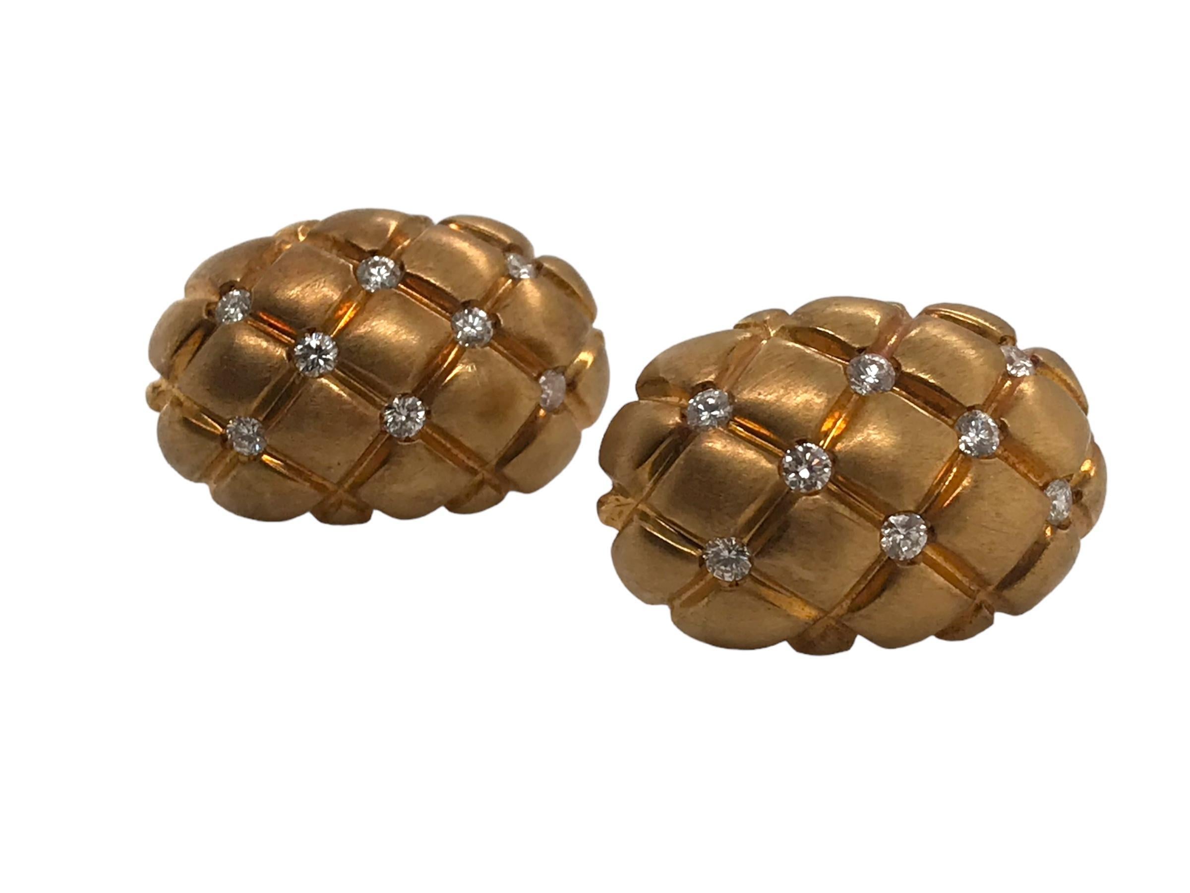 Women's 18K Yellow Gold Retro Era Pineapple Diamond Earrings For Sale