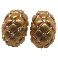 18K Yellow Gold Retro Era Pineapple Diamond Earrings