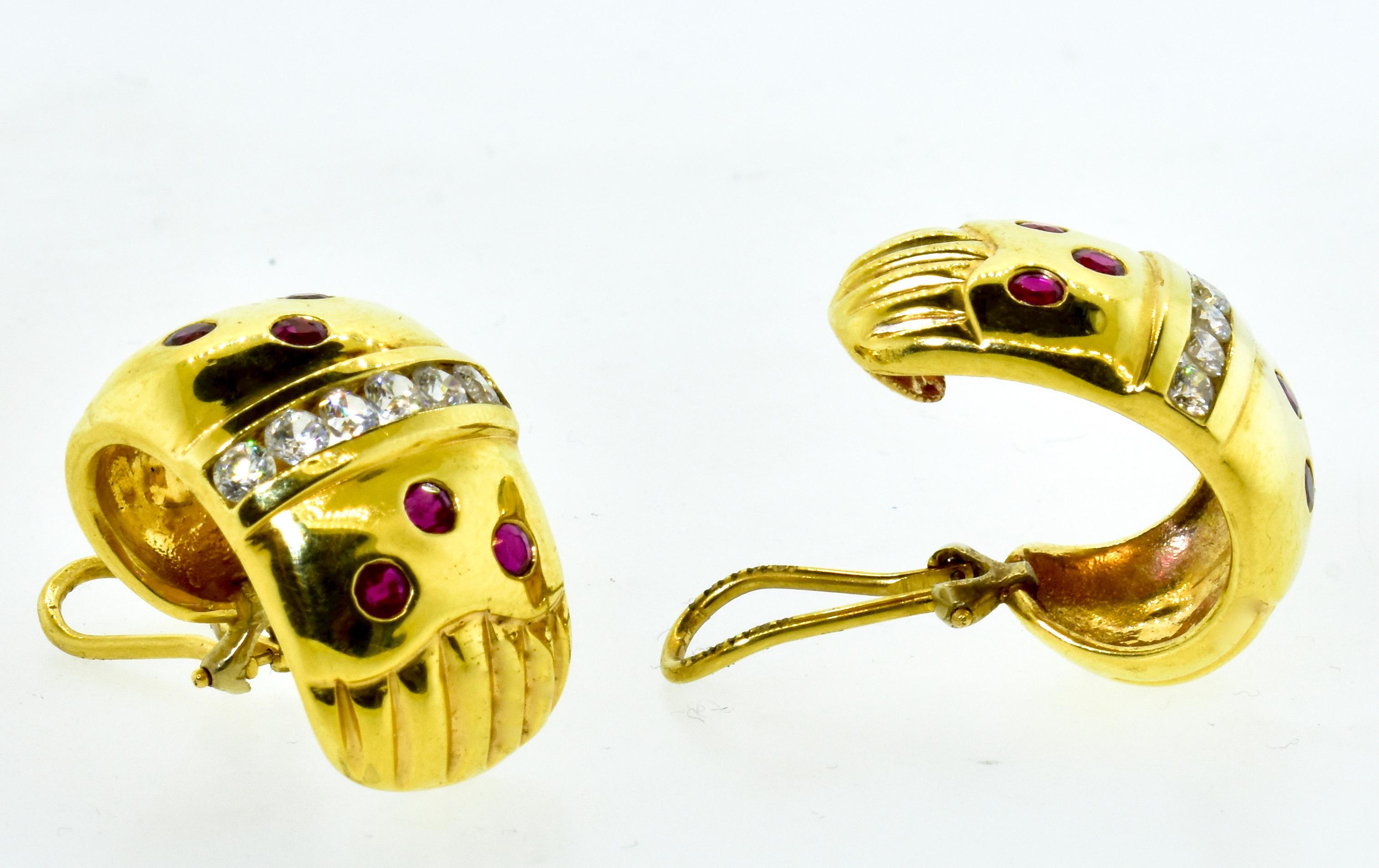 18k Yellow Gold Fine Retro Vivid Ruby and White Diamond Vintage Earrings For Sale 2
