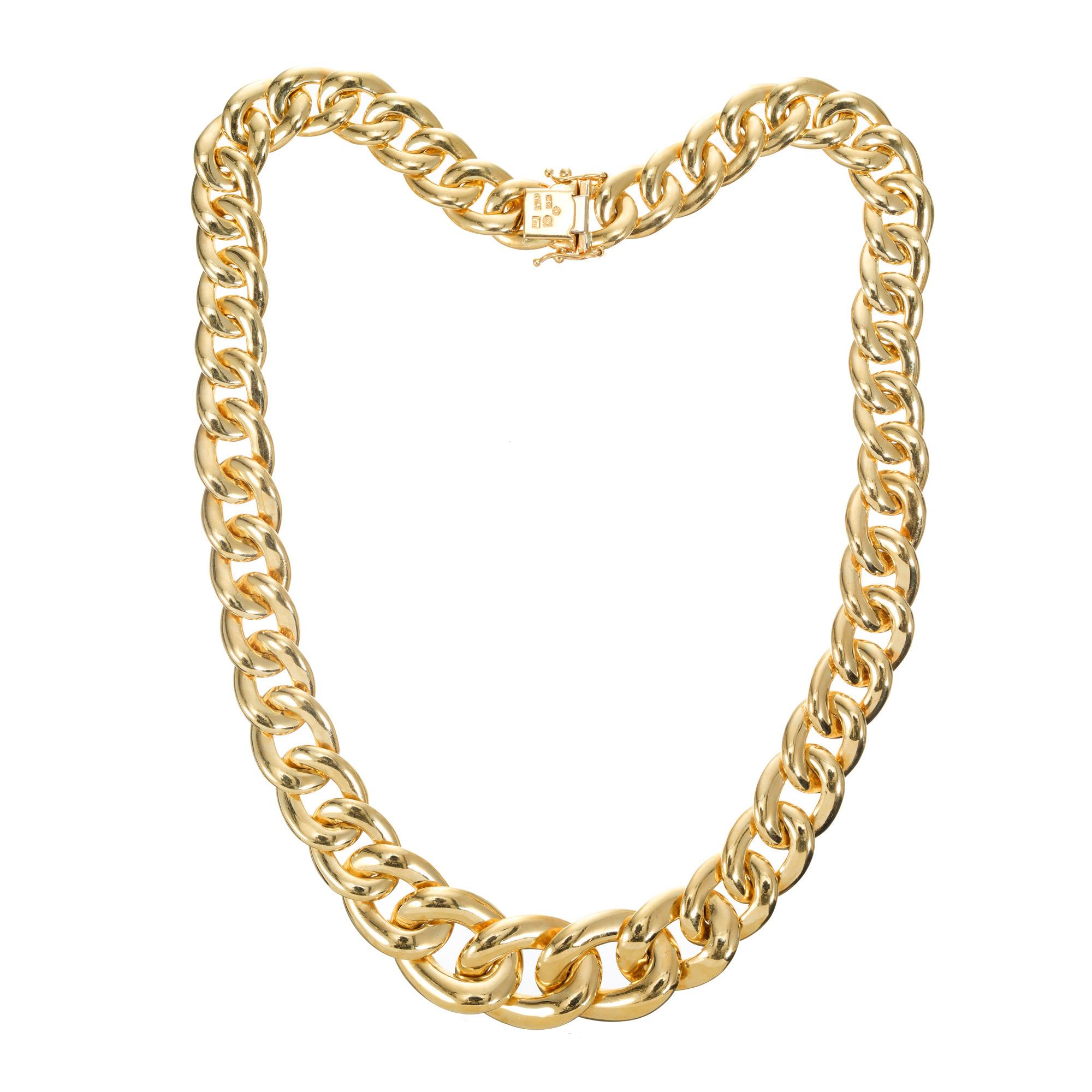 gold graduated link necklace