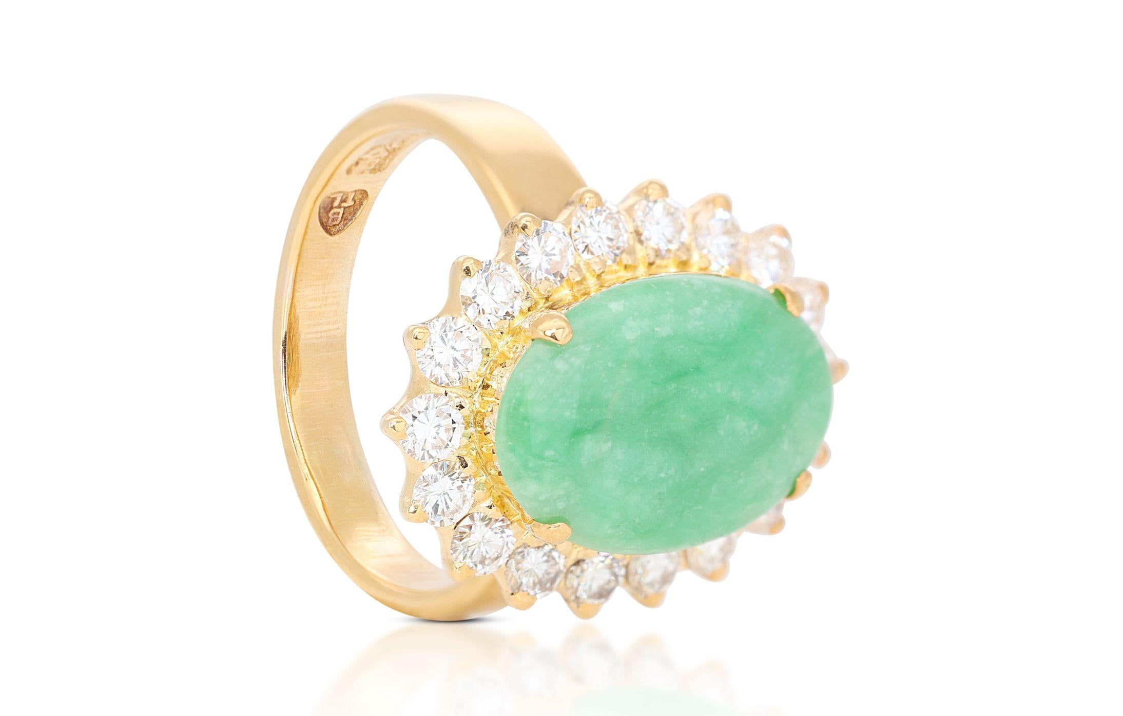 Oval Cut 18K Yellow Gold Ring Featuring a 2.70ct Translucent Green Jade For Sale