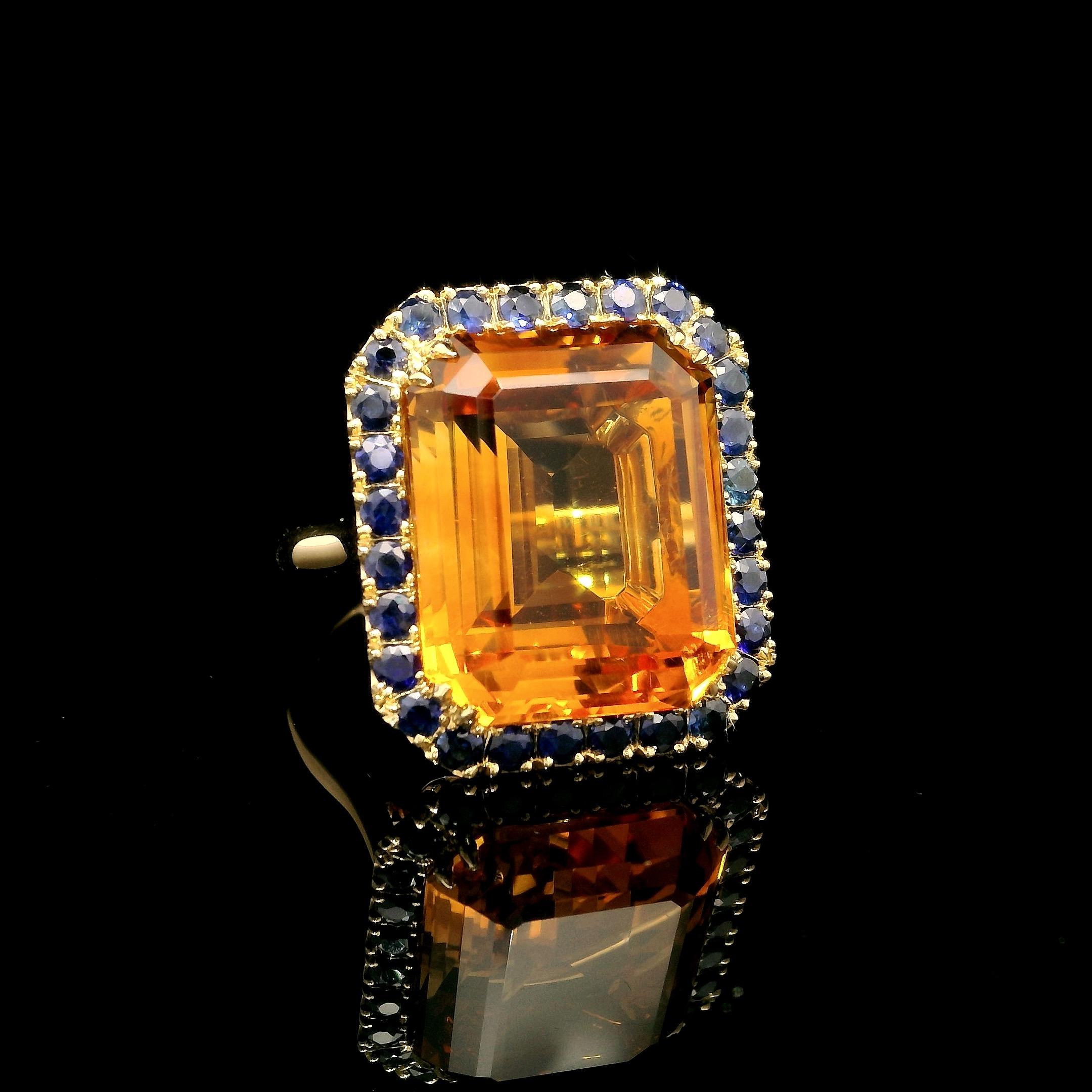 Bague en or jaune 18 carats sertie d'une citrine naturelle de 20 carats Pour femmes en vente