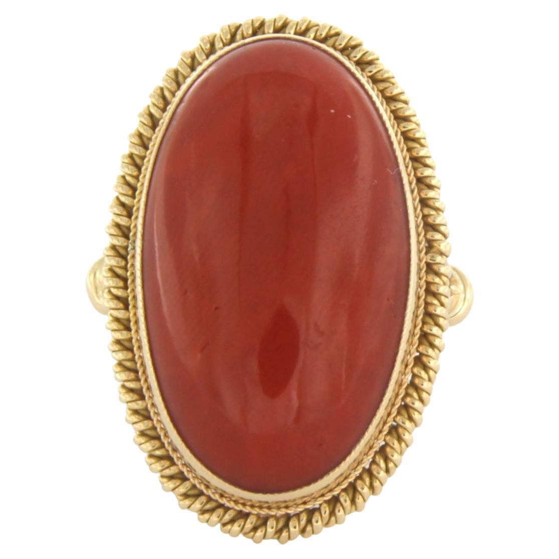 18k yellow gold ring set with coral - 9.3 grams - ring size US 6.5 - EU 17 (53)