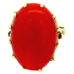18K Yellow Gold Ring W/10Ct Coral