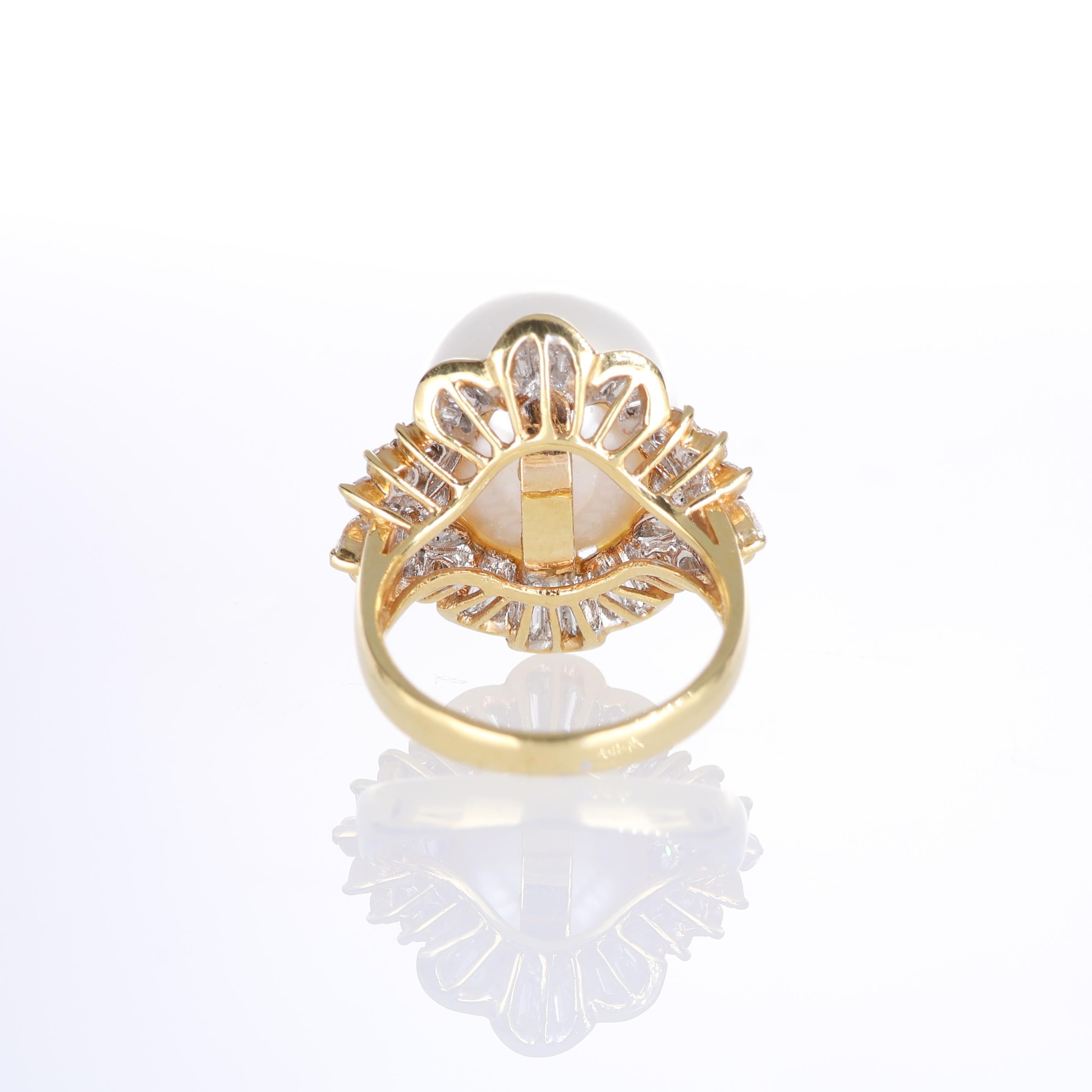 18k Yellow Gold Ring with 15mm Central Pearl and Diamond Halo For Sale 1