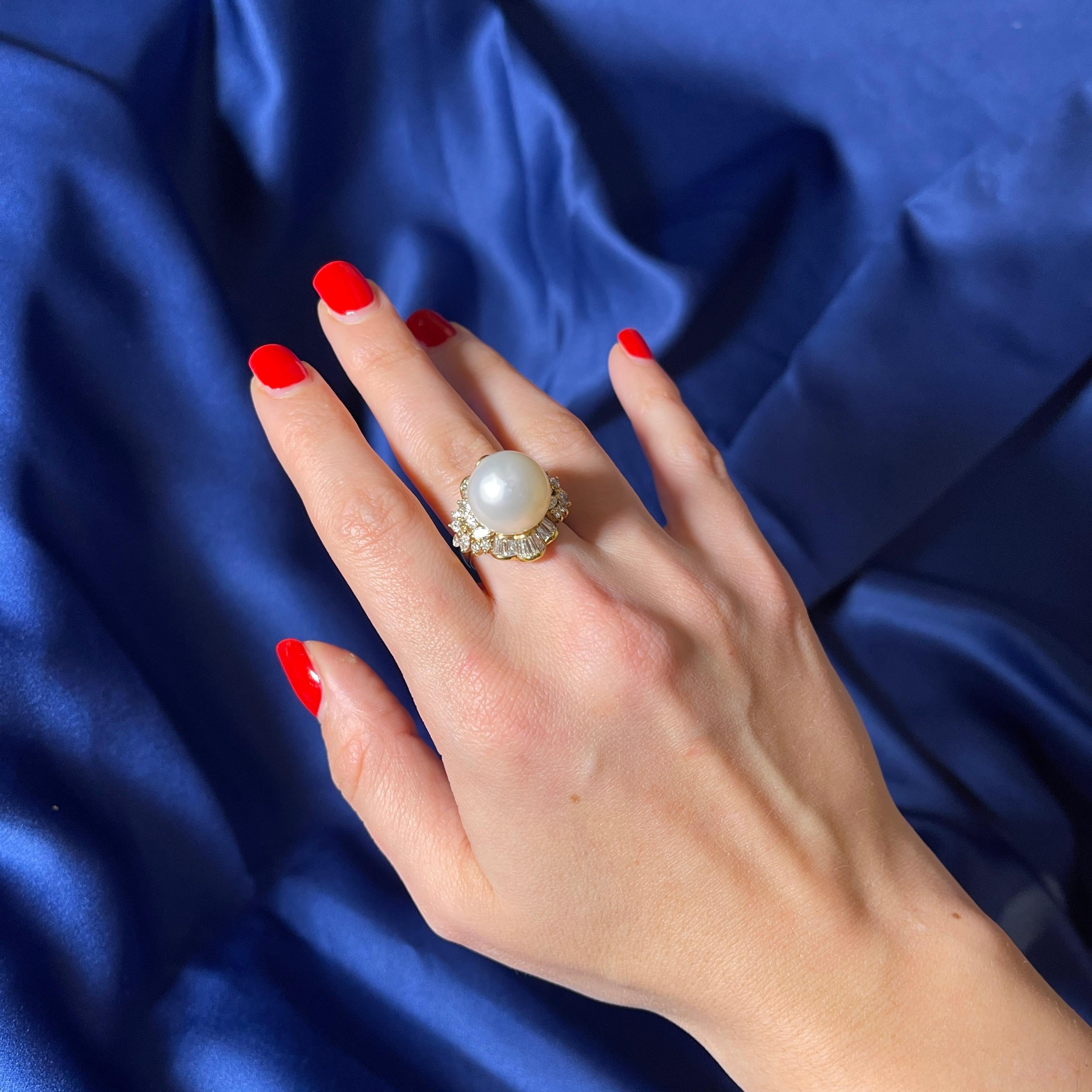 18k Yellow Gold Ring with 15mm Central Pearl and Diamond Halo For Sale 3