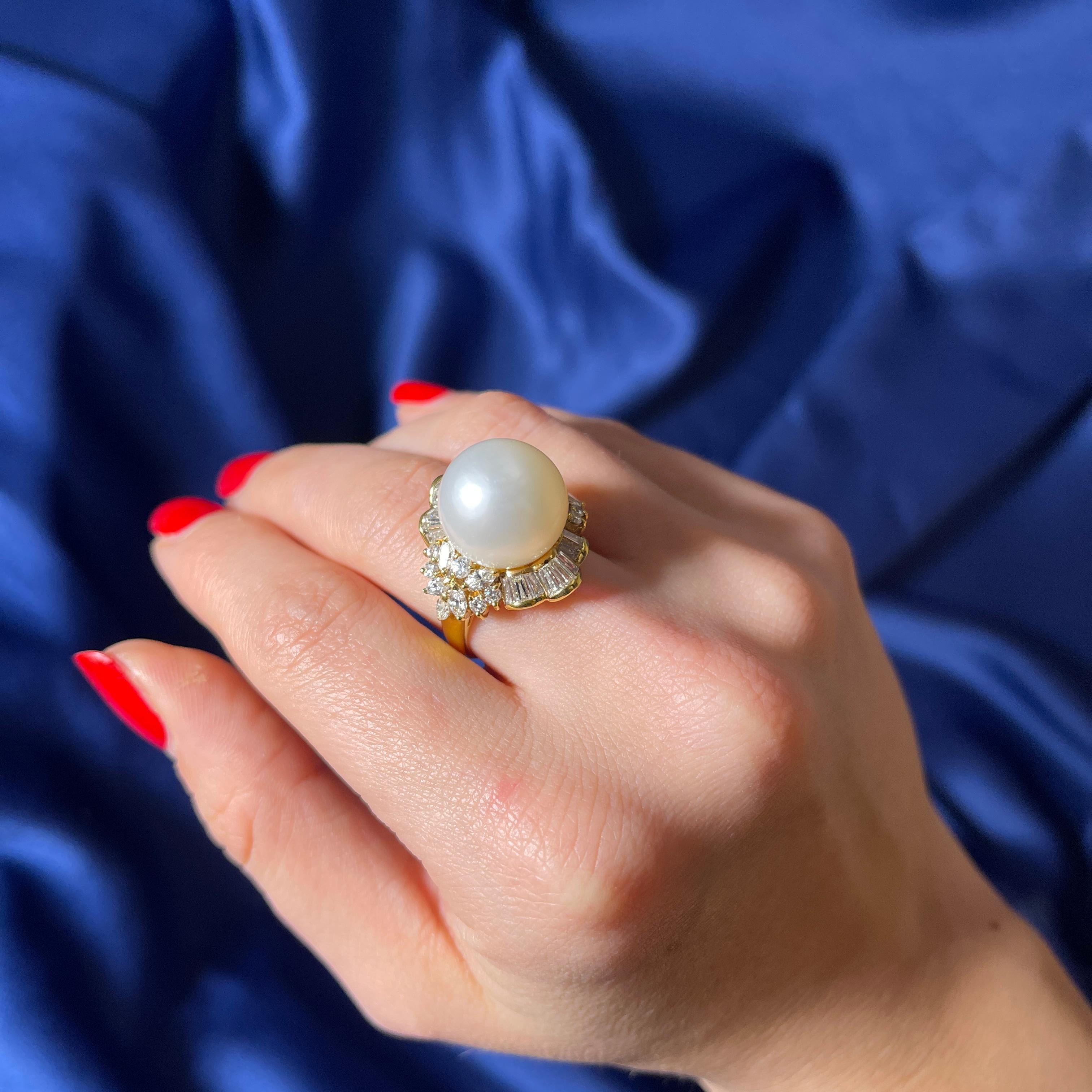 18k Yellow Gold Ring with 15mm Central Pearl and Diamond Halo For Sale 4