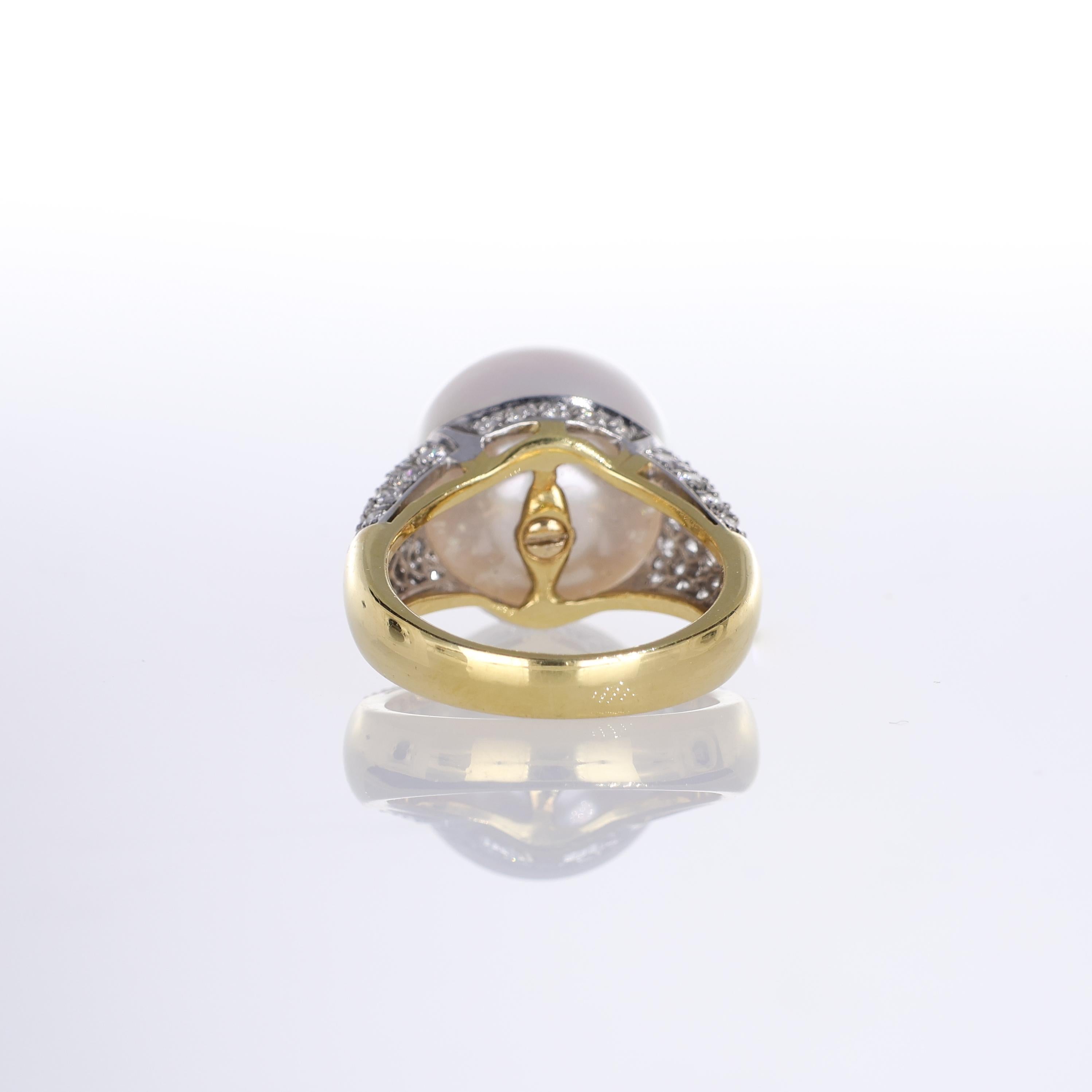 18k Yellow Gold Ring with 15mm White Pearl and Pavé Diamonds For Sale 1