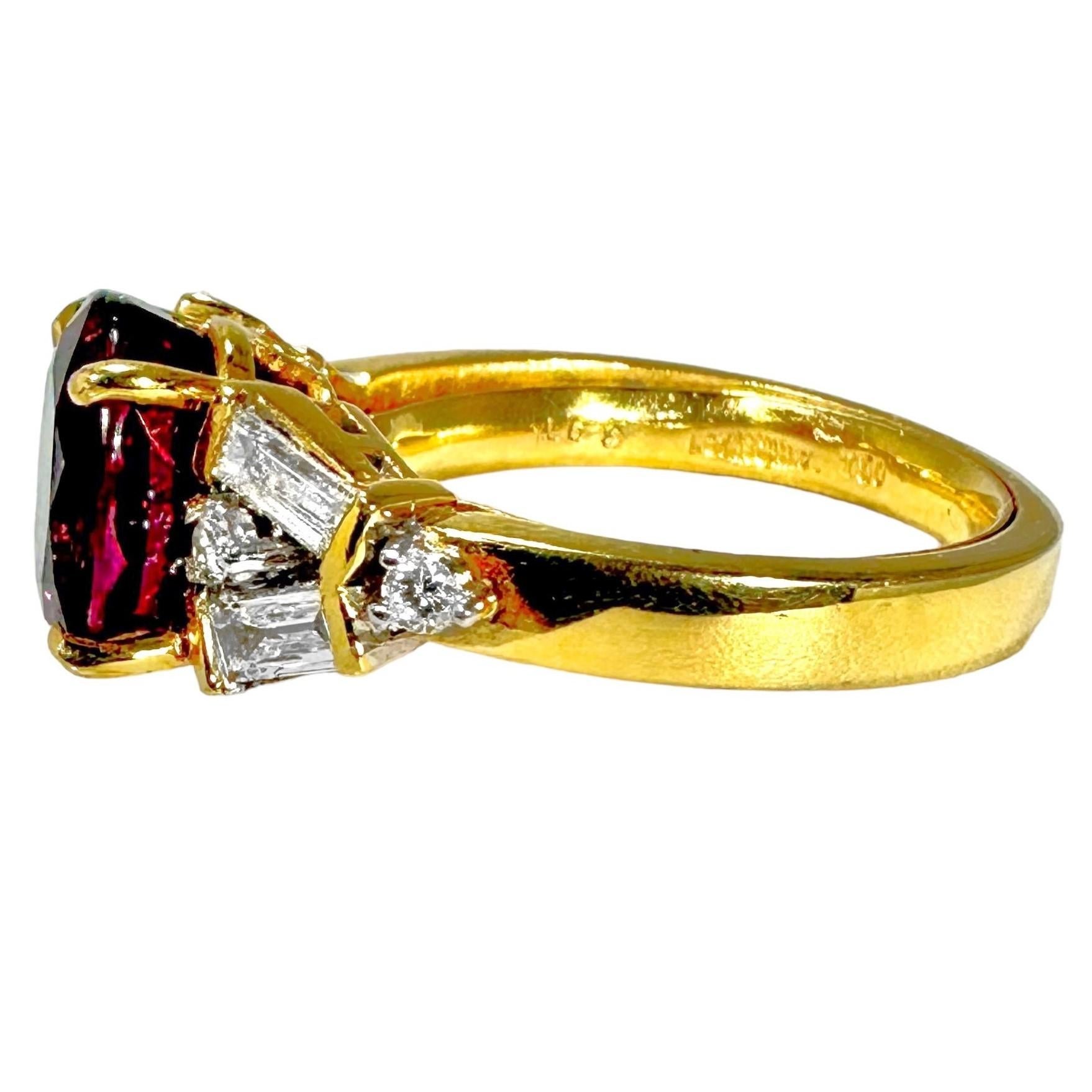 18k Yellow Gold Ring with 4.76ct Red Wine Colored, Oval Shaped Garnet & Diamonds For Sale 1