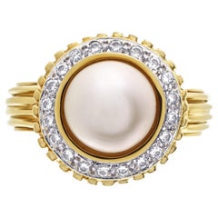 Vintage 18k Yellow Gold Ring with Pearl and Diamond Accents 0.40 Carat