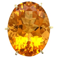 Bague en or jaune 18 carats avec une grande citrine de 37 carats