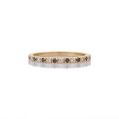18k Solid Yellow Gold Black and White Diamond Eternity Band Ring