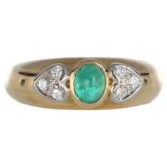 18k Yellow Gold Ring with Diamond Hearts and Emerald Cabochon
