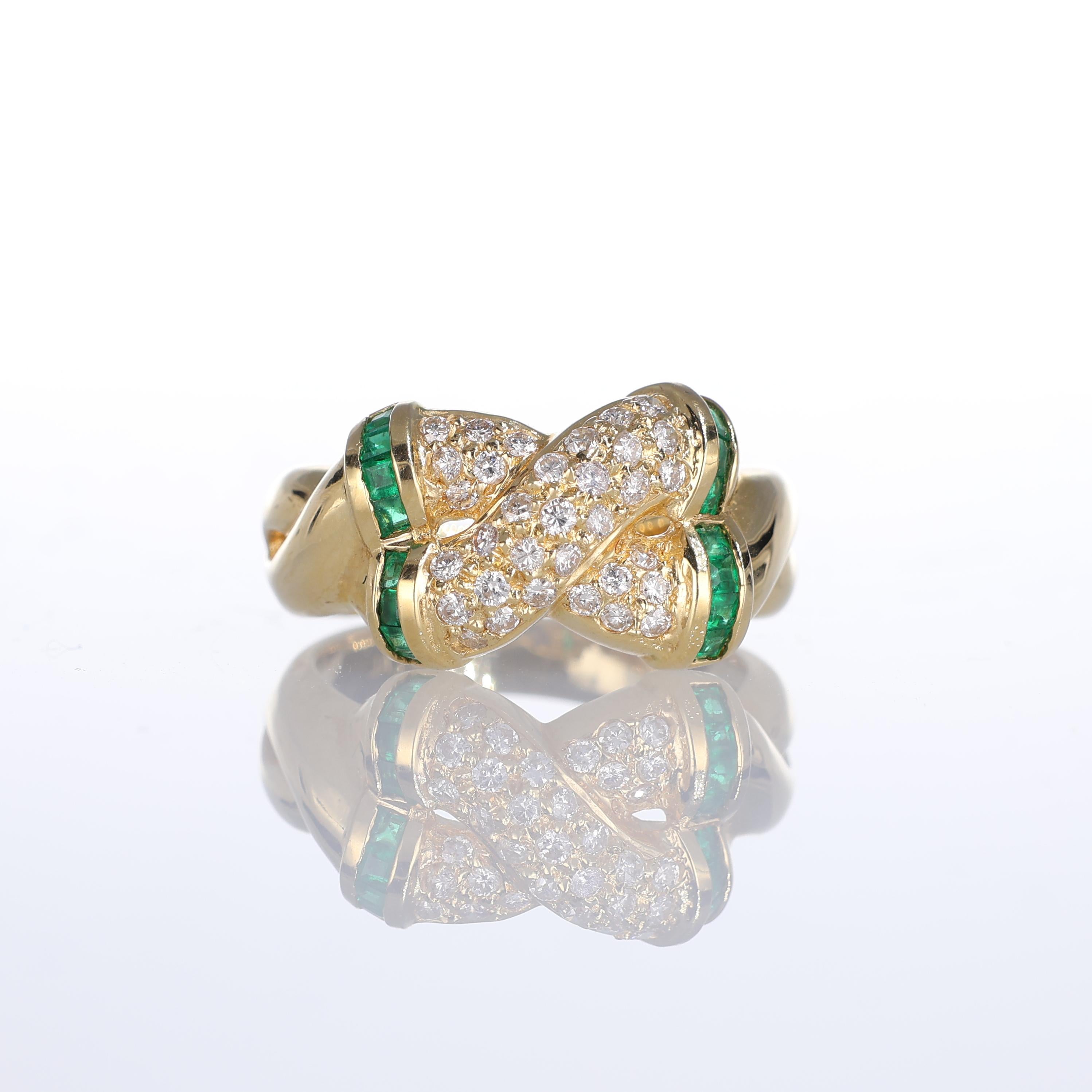 IMPORTANT NOTE:
✔ No additional costs will be added to this order.
✔ Shipping and customs duties are fully covered by us.
--------------------
A striking 18k yellow gold ring featuring an intricate braided design in pavé-set diamonds, totaling 0.64