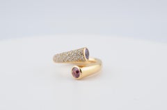 Ring aus 18K Gelbgold mit Diamanten und synthetischen Saphiren - ca. 0,50ct