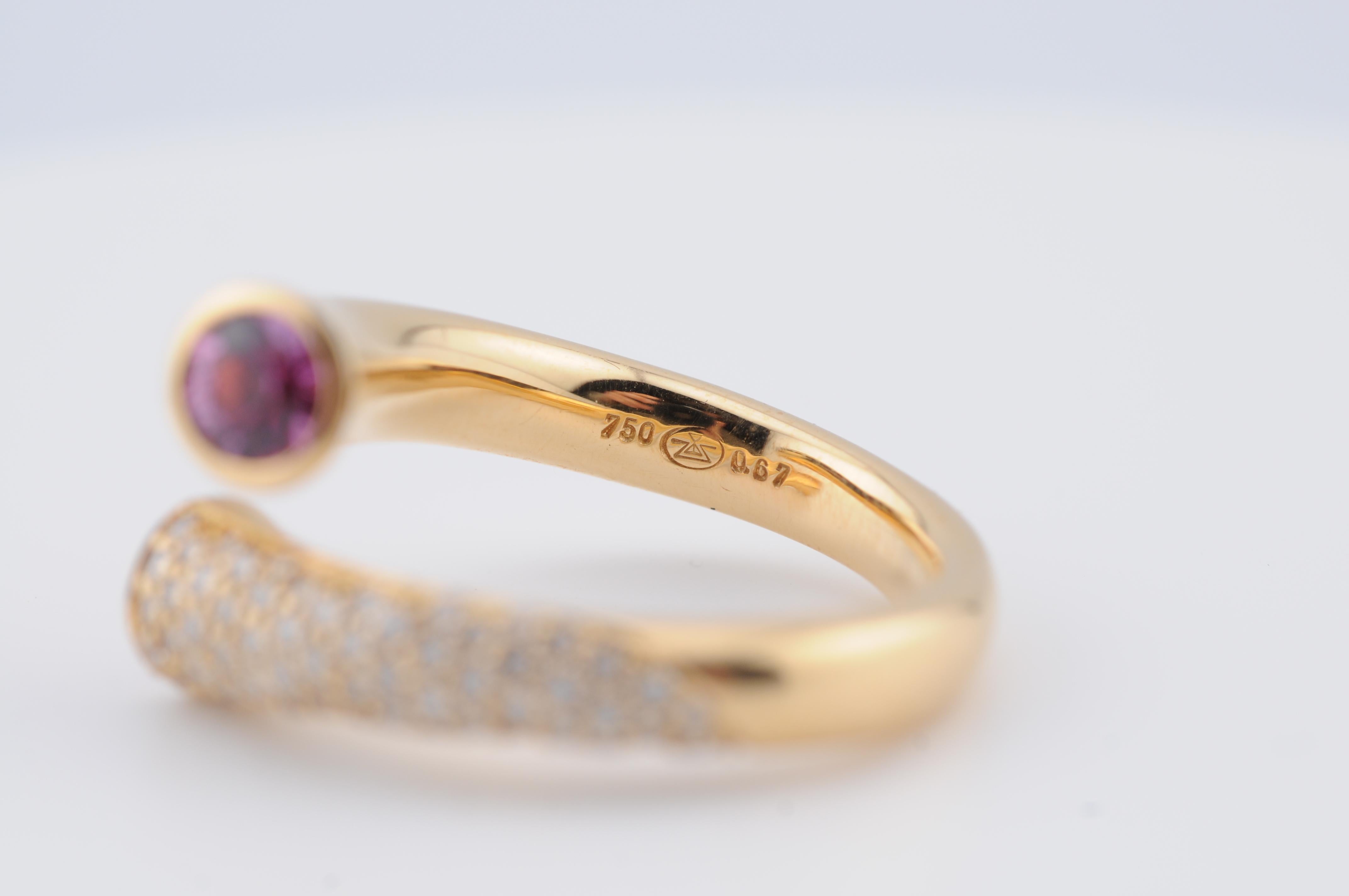 Women's or Men's 18K Yellow Gold Ring with Diamonds and Synthetic Sapphires – Approx. 0.50ct For Sale