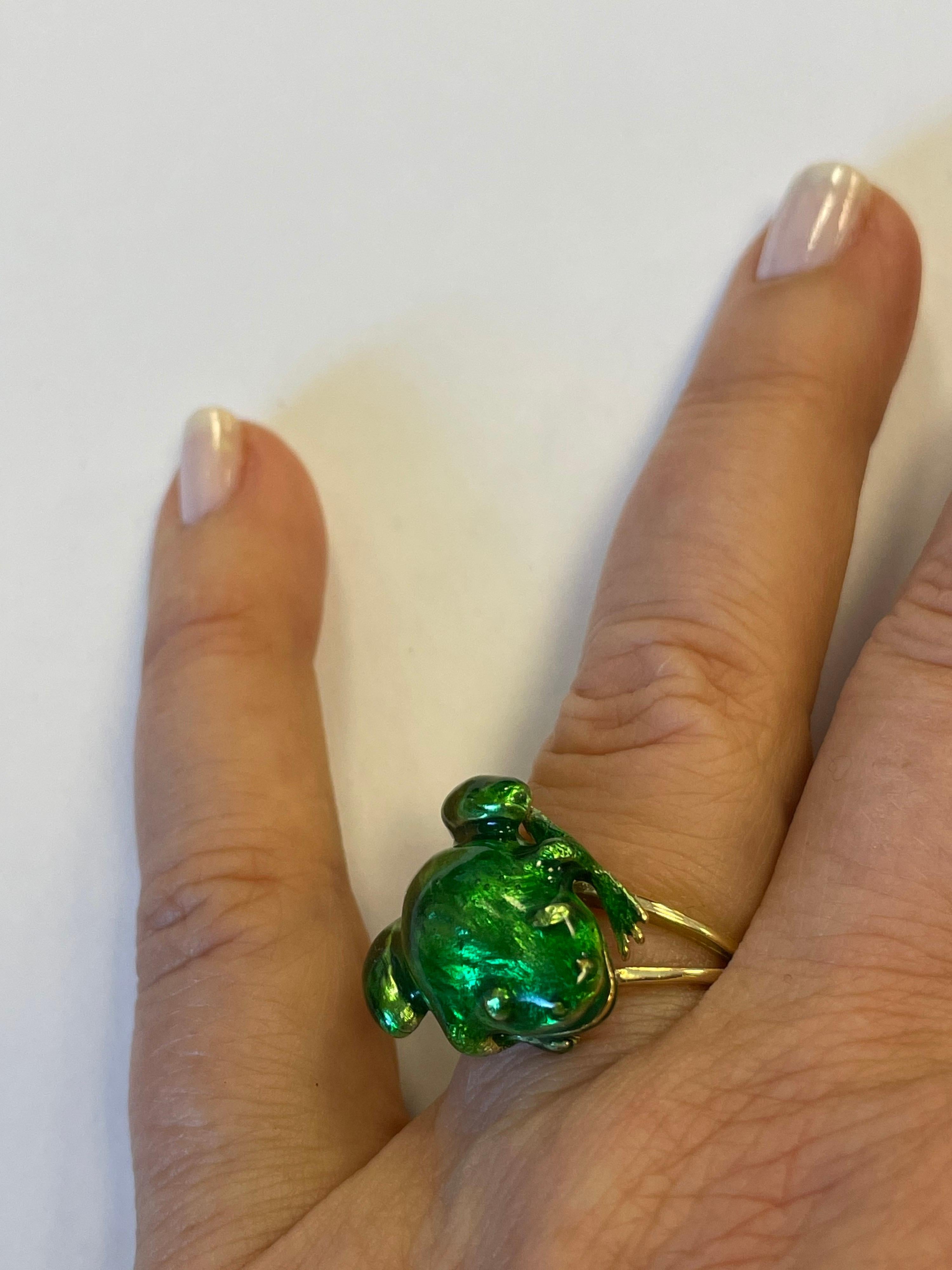 18K yellow gold split shank ring with green enamel frog
finger size 6.25, may be sized
retail $1500