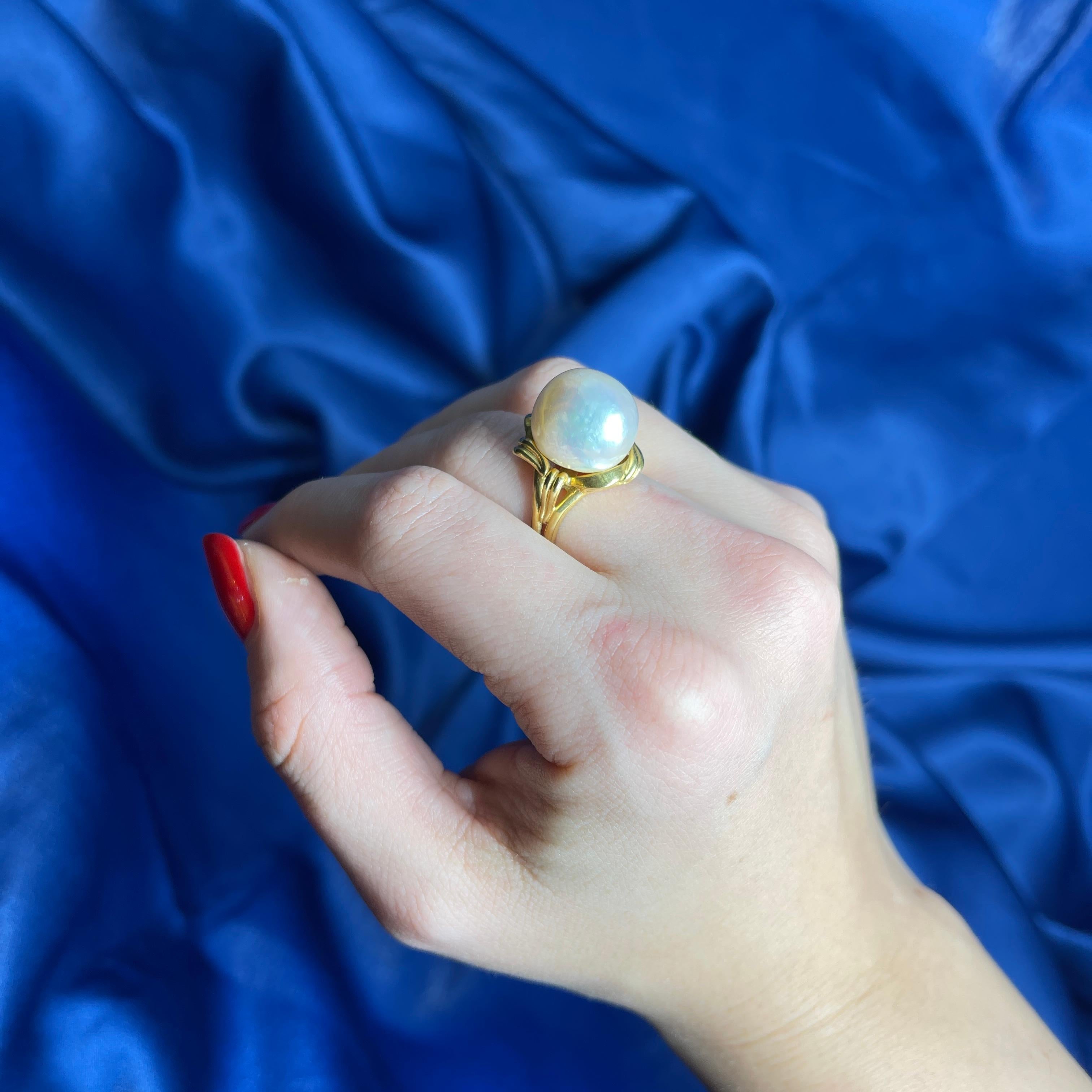 18K Yellow Gold Ring with Irregular Pearl For Sale 6