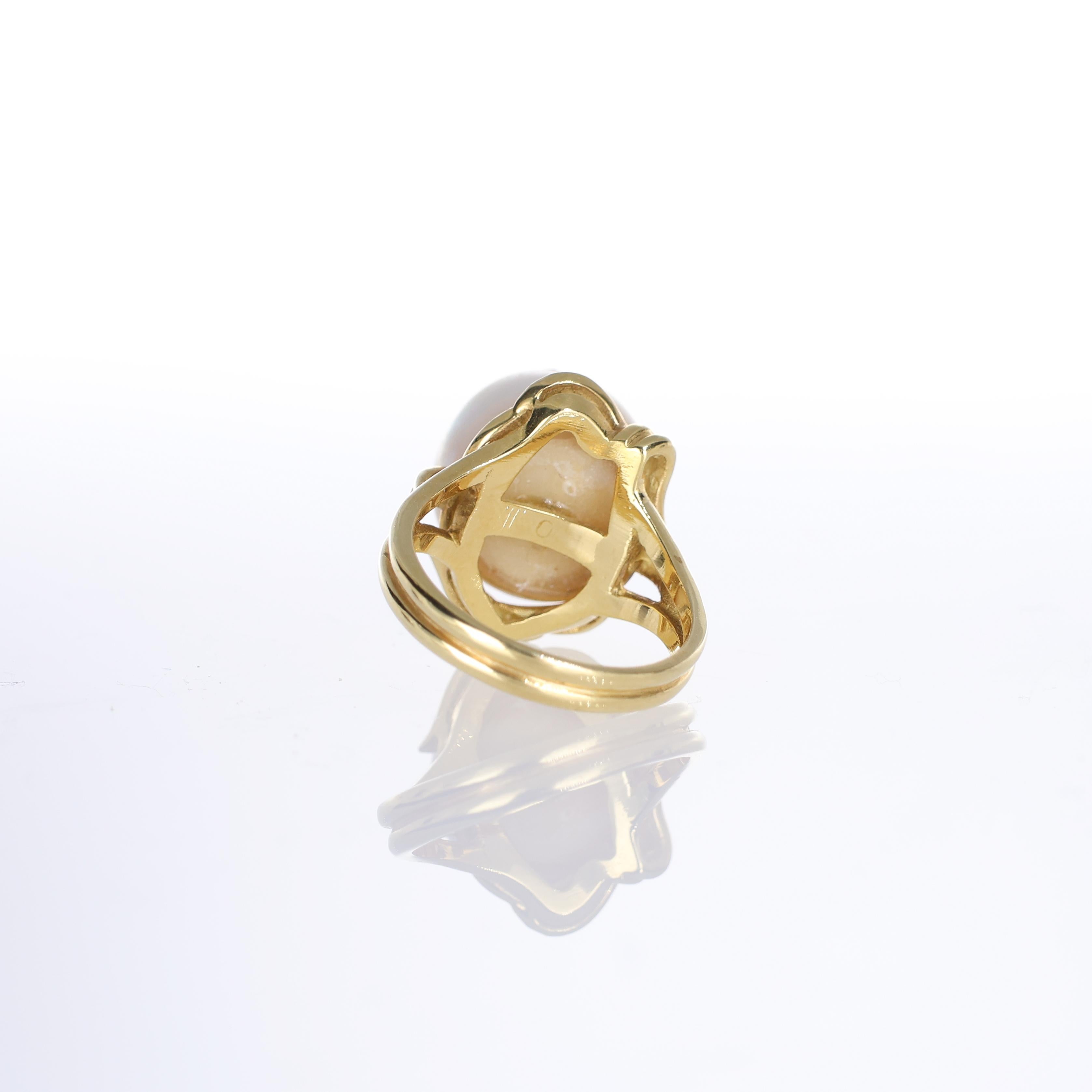 18K Yellow Gold Ring with Irregular Pearl For Sale 4