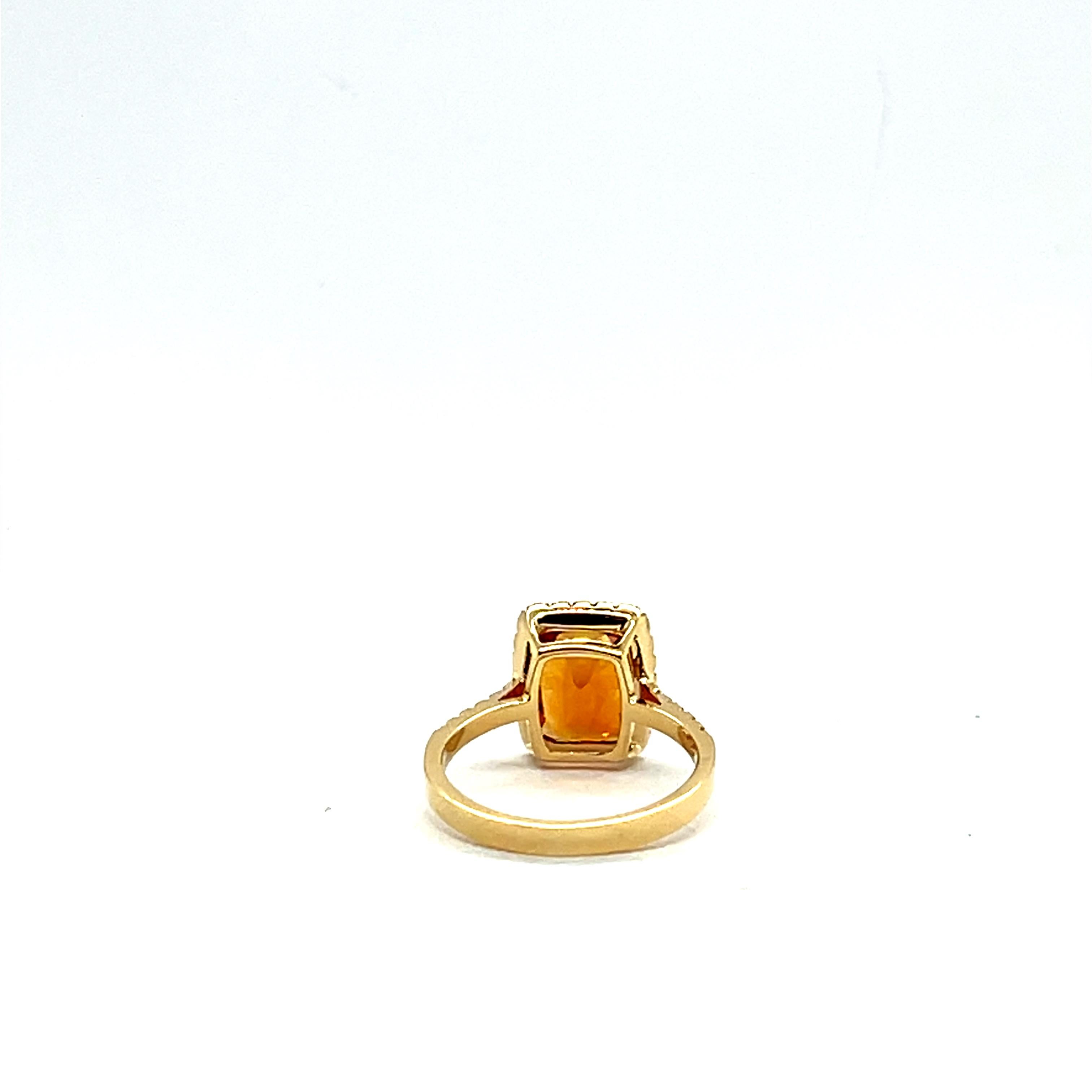 Cushion Cut 18K Yellow Gold Ring with Mandarin Citrine and Diamonds For Sale