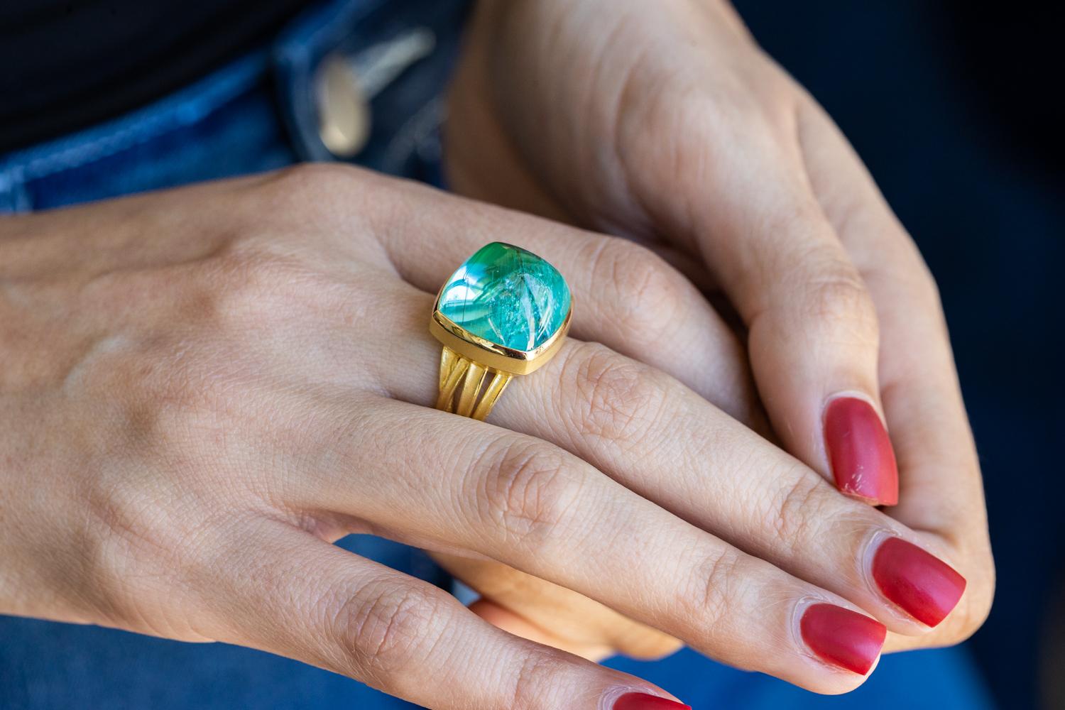 Modern 18K Yellow Gold Ring with Mozambique Paraiba Tourmaline by Barbara Heinrich For Sale