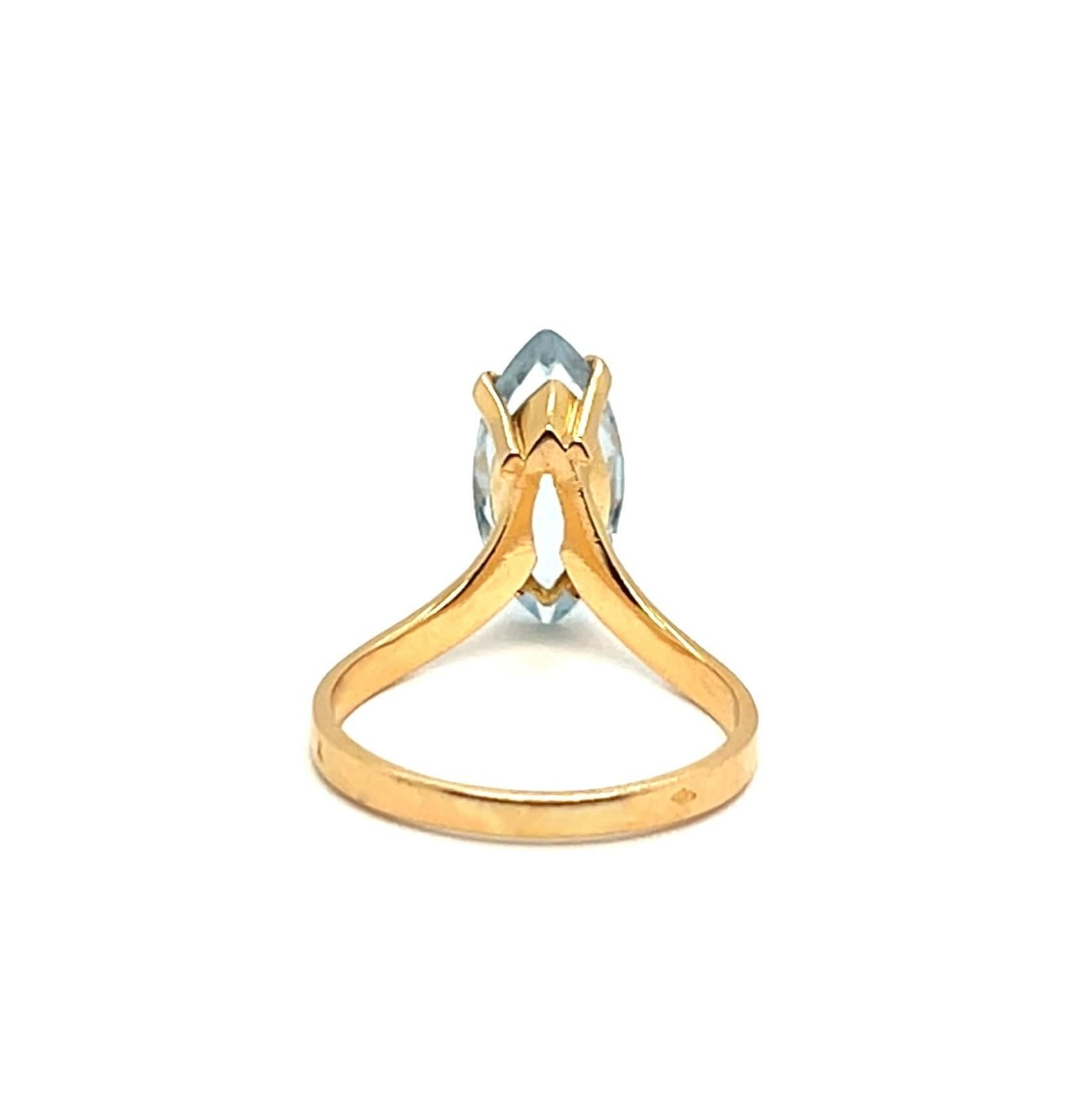 Shield Cut 18k Yellow Gold Ring with Navette Cut Aquamarine For Sale