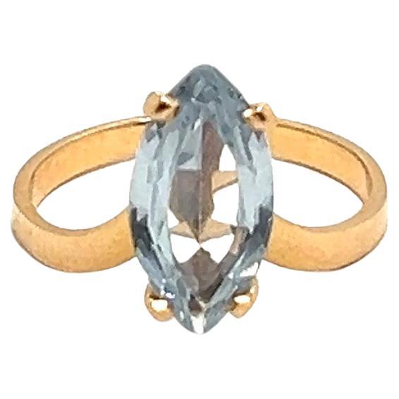 Anello in oro giallo 18k con acquamarina taglio Navette