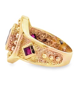 18K Yellow Gold Ring with Oval Blue Sapphire & Two Square Rubies