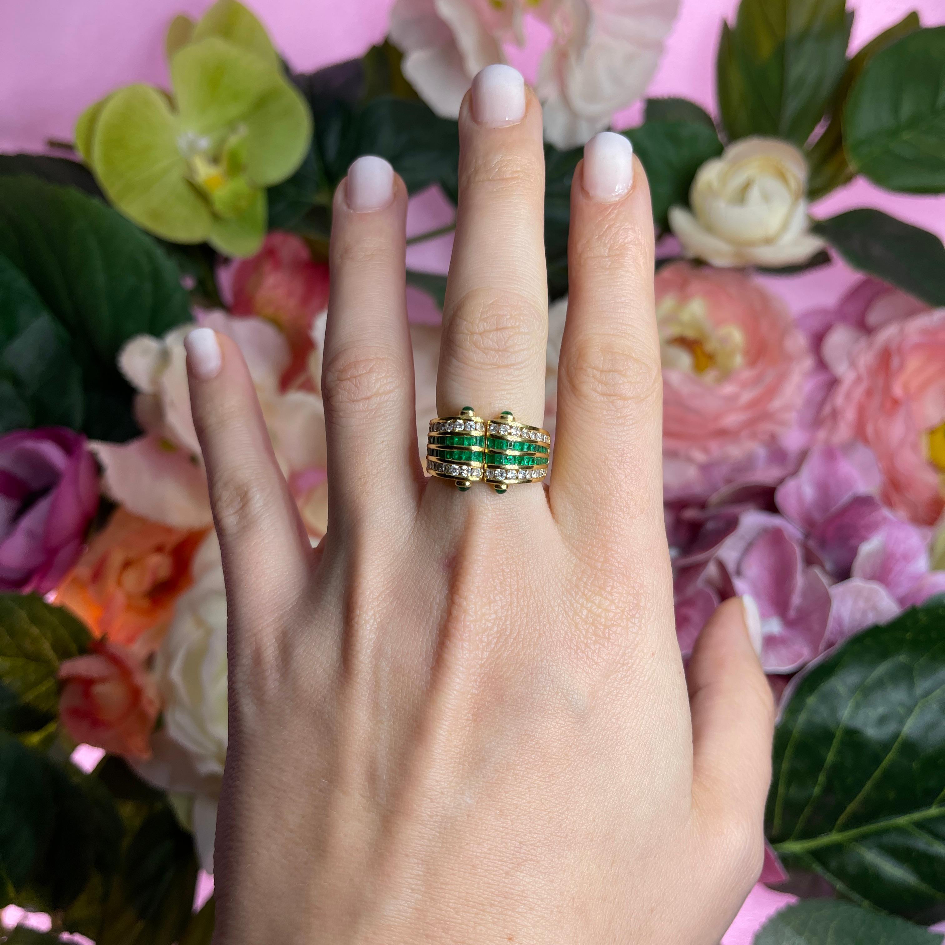 18k Yellow Gold Ring with Rows of Diamonds and Emeralds For Sale 1
