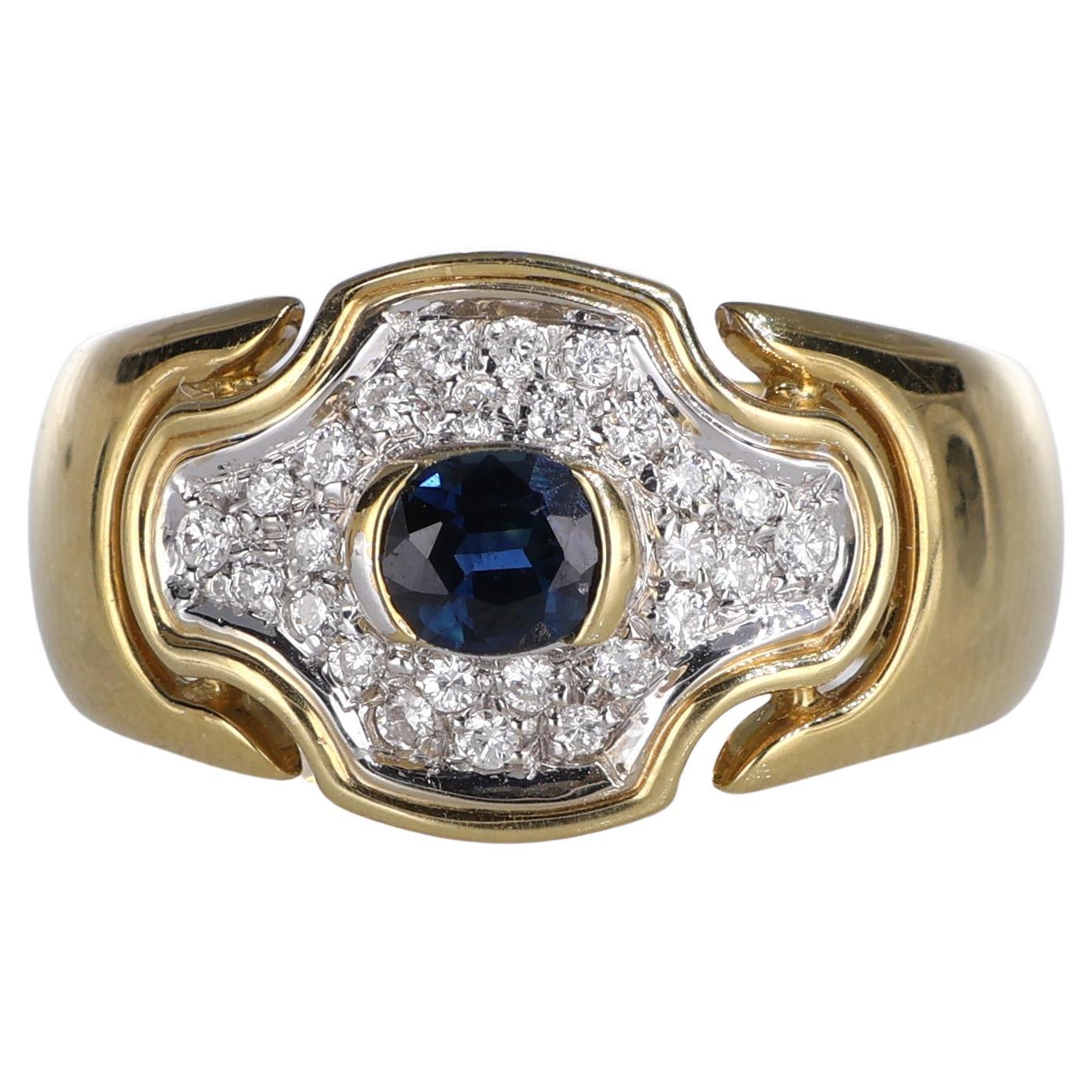 18K Yellow Gold Ring with Sapphire and Diamonds