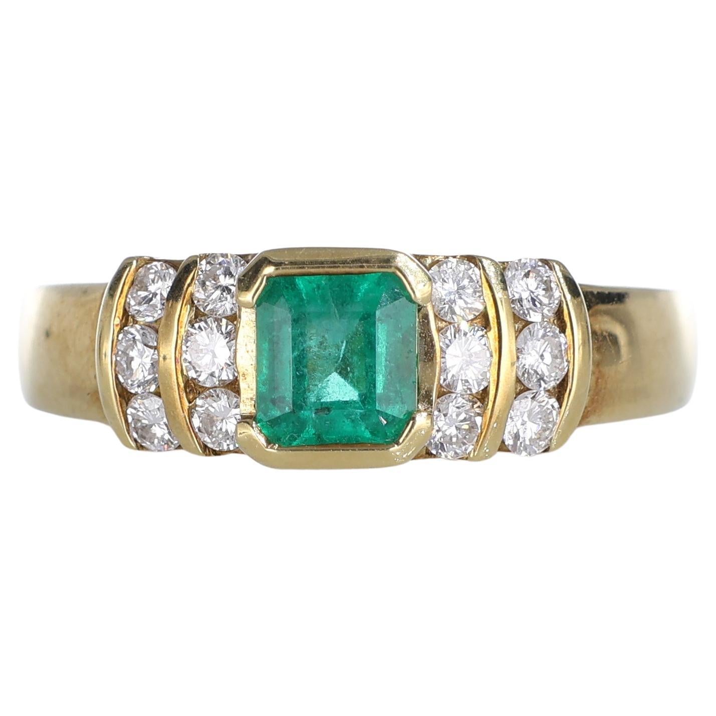 18k Yellow Gold Ring with Square-Cut Emerald and Diamond Accents For Sale