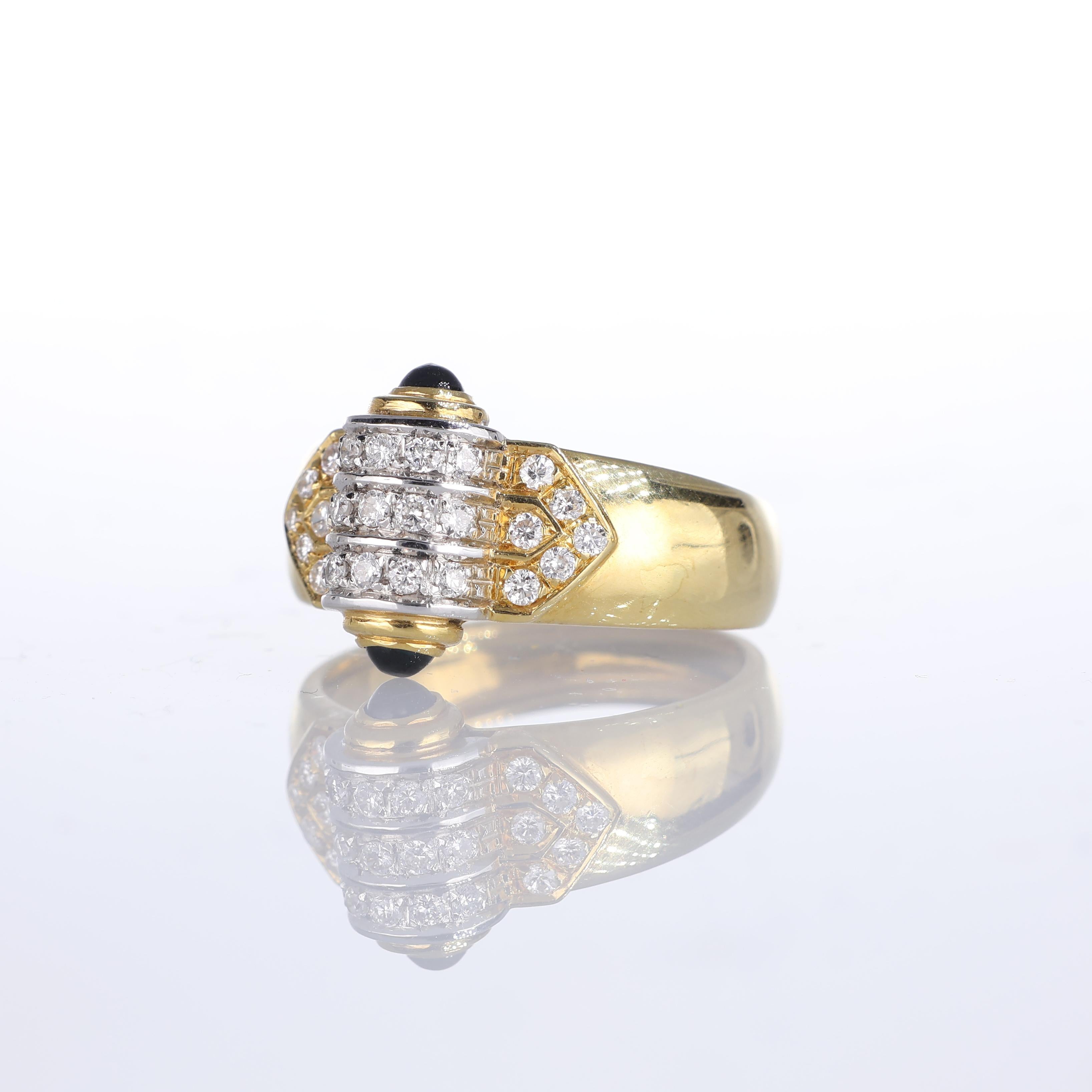 18k Yellow Gold Ring with White Gold Cylinder, Diamonds, and Sapphires In New Condition For Sale In Bergamo, BG