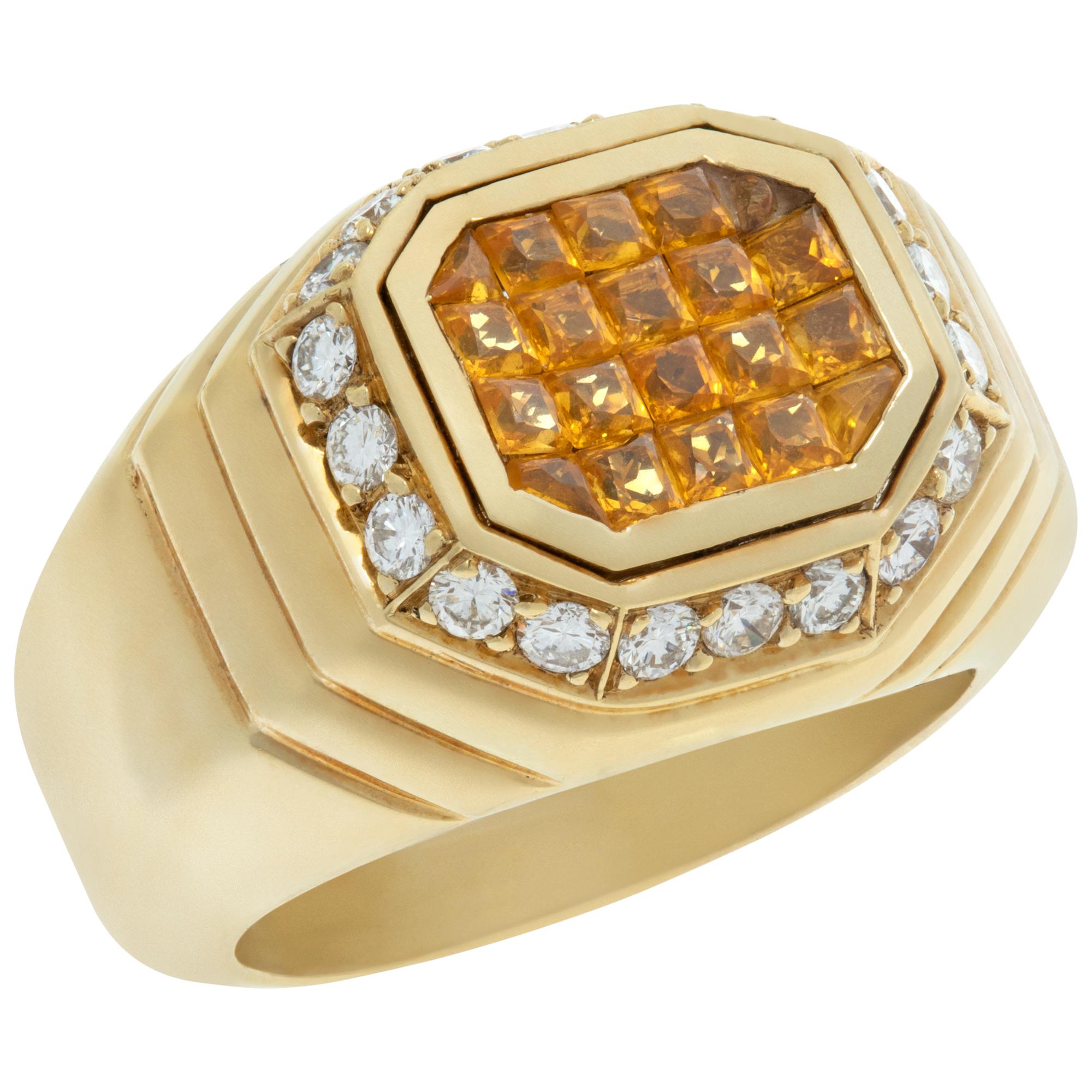 18k Yellow Gold Ring with Yellow Sapphire and Diamonds Accent In Excellent Condition For Sale In Surfside, FL