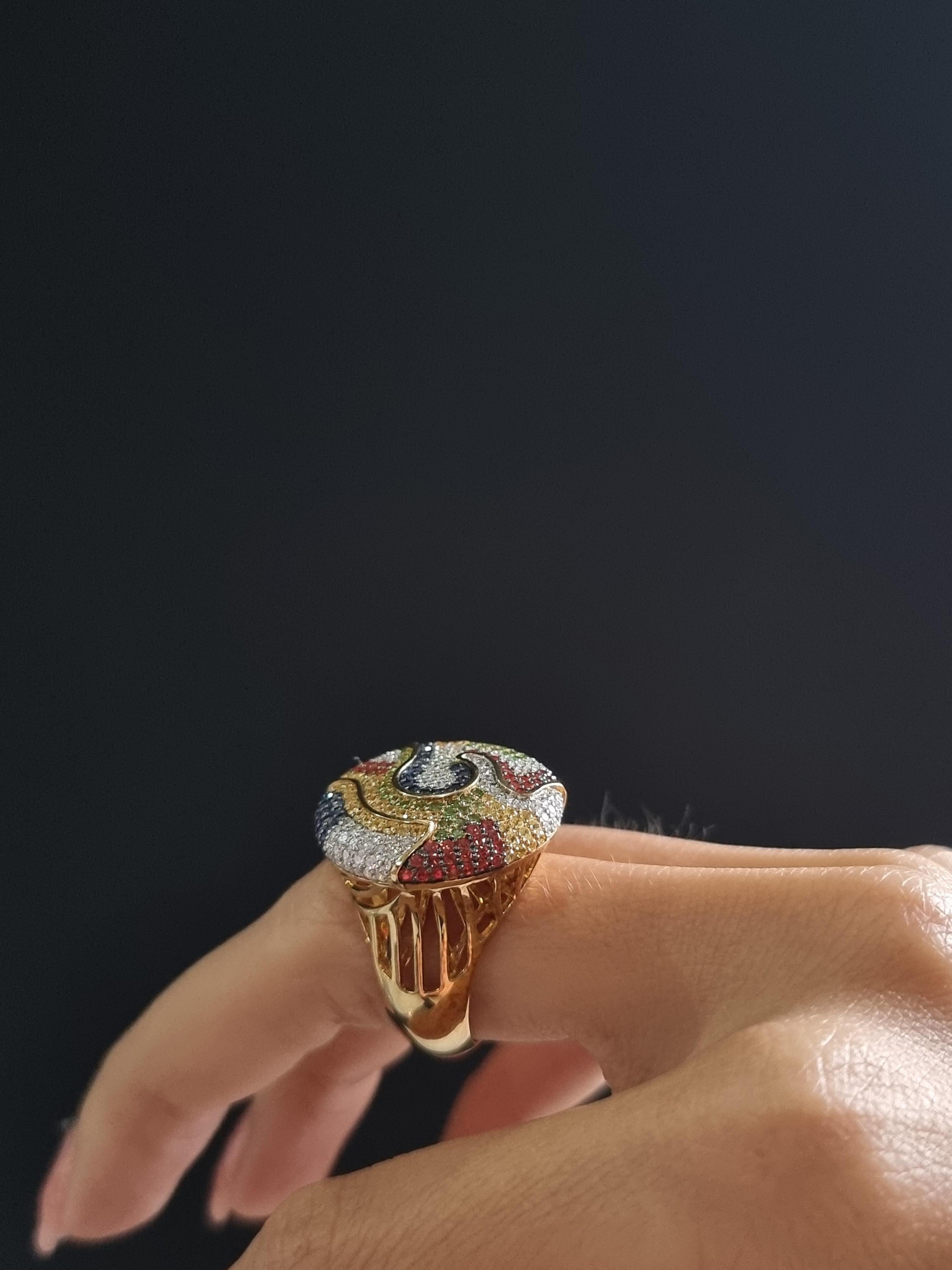 De las mujeres Anillos Oro Amarillo 18K Zafiros Diamantes Blancos y Tsavorita en venta