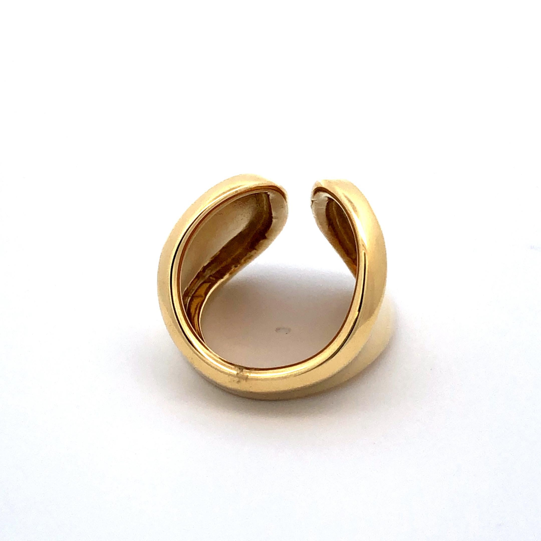 Robert Lee Morris: 18 Karat Gelbgold Ring aus massivem Gold im Zustand „Gut“ im Angebot in Bridgewater, NJ