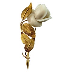 18k Yellow Gold Rosebud White Coral Brooch/Pin
