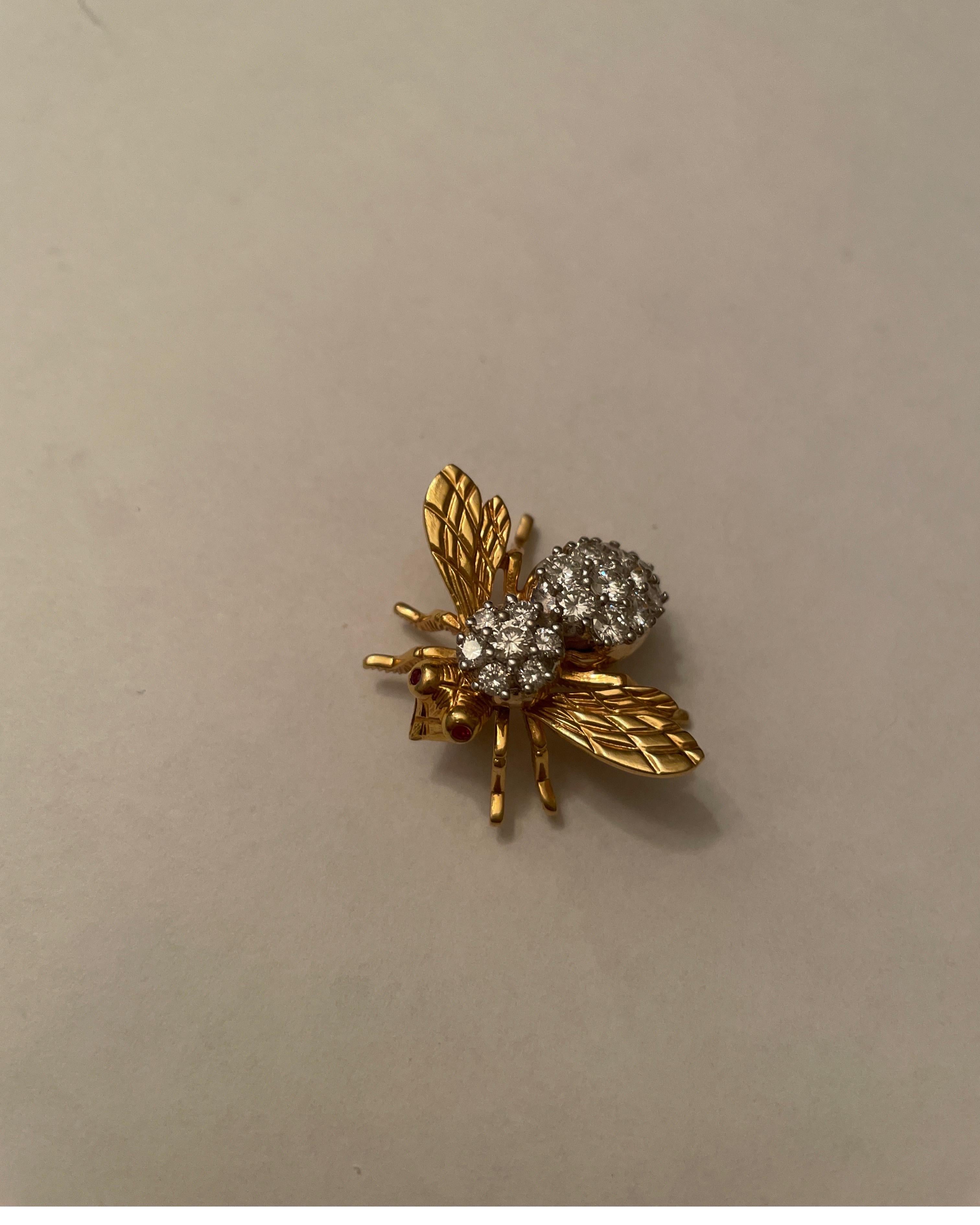 18 Karat Yellow Gold Rosenthal Diamond Bee Pin For Sale 10