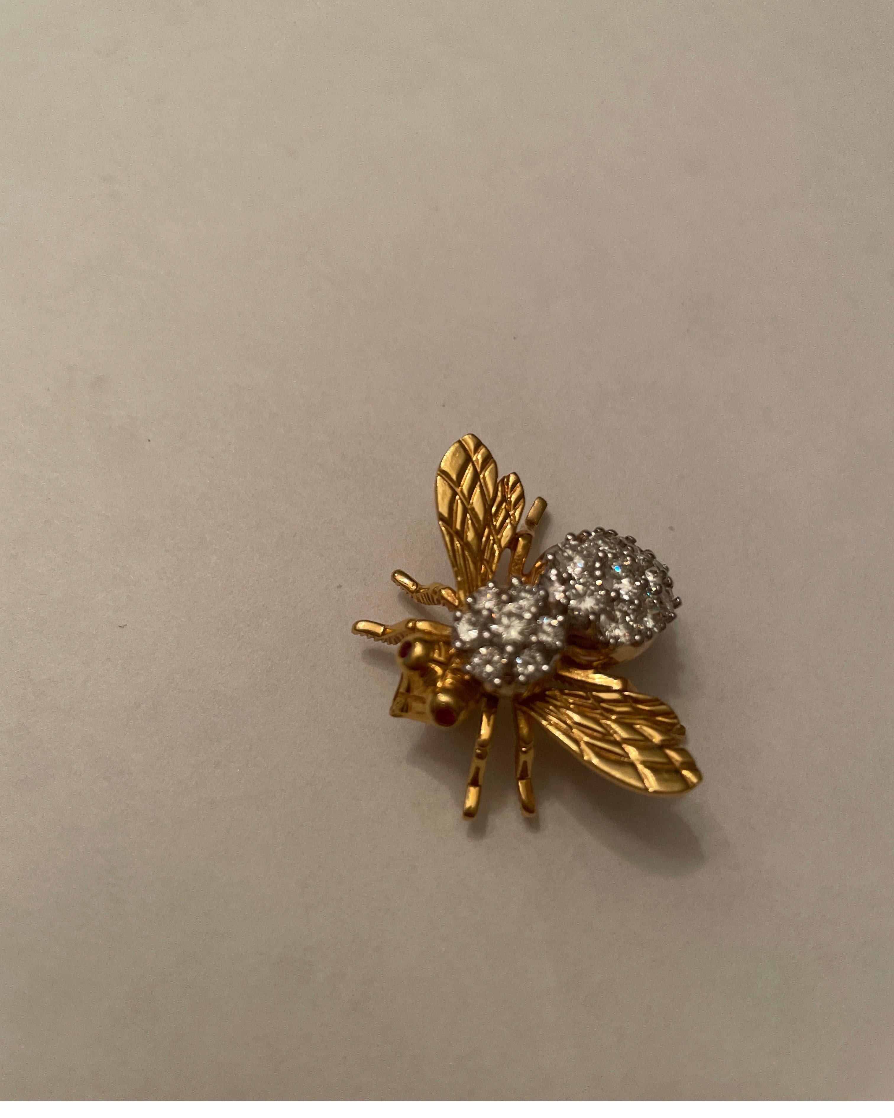 18 Karat Yellow Gold Rosenthal Diamond Bee Pin For Sale 11