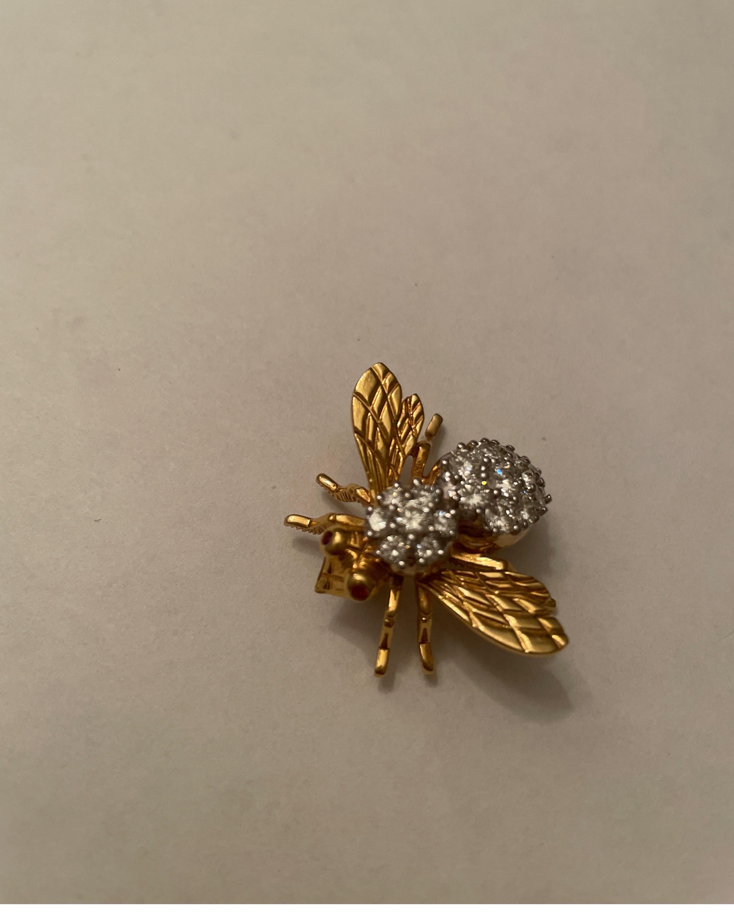 18 Karat Yellow Gold Rosenthal Diamond Bee Pin For Sale 12