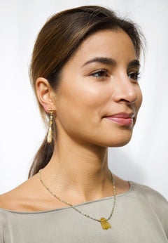 18k Yellow Gold Rough Diamond Beaded Necklace With Hand-carved Amber Bee