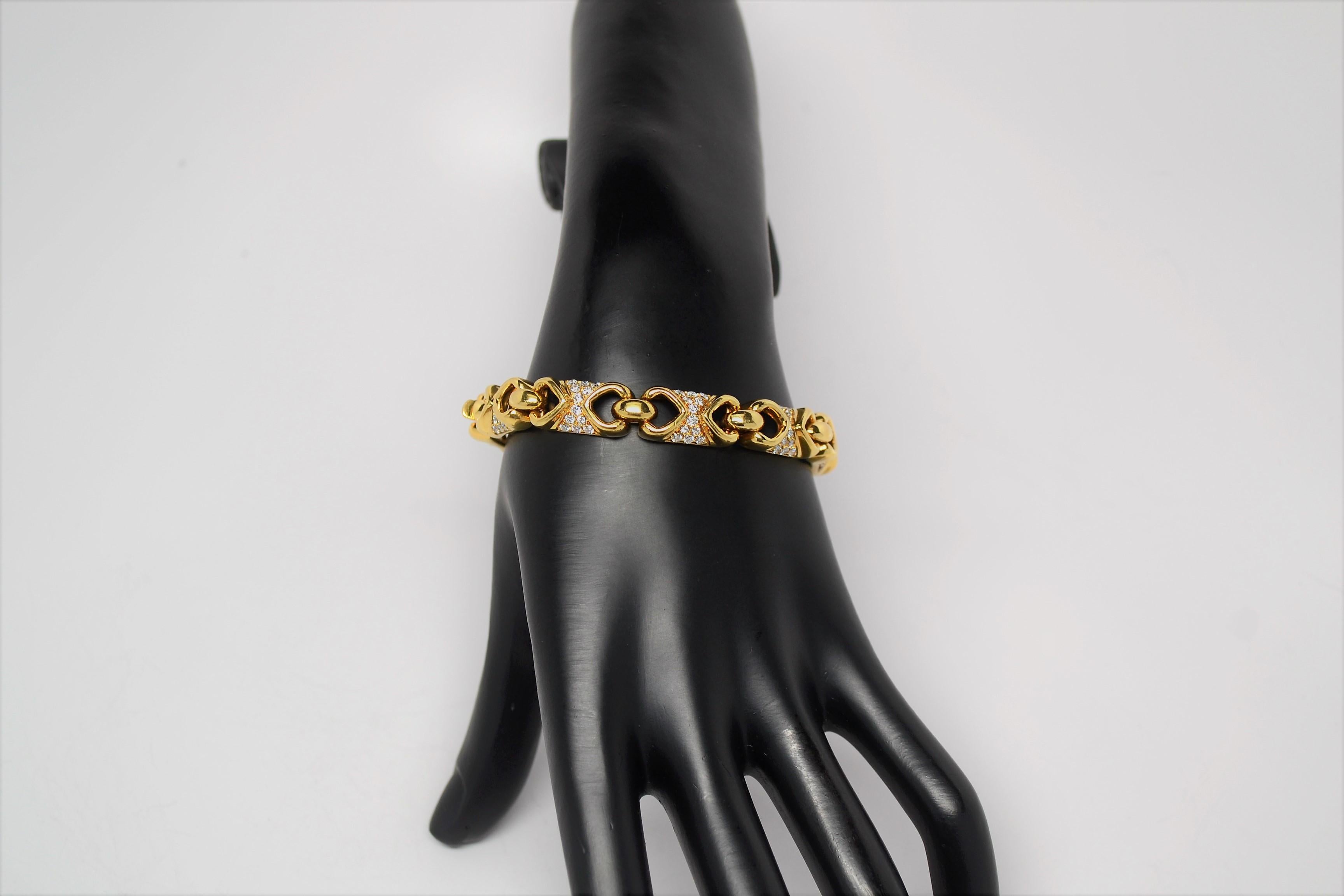 18K Yellow Gold & Round Brilliant Cut Diamond Link Bracelet, 2.92 Carats For Sale 6