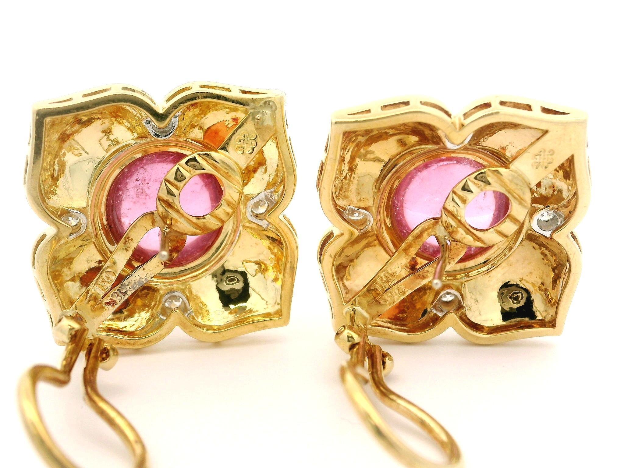 Orecchini Omega a fiore in oro giallo 18k con tormalina rosa cabochon e diamanti in vendita 11